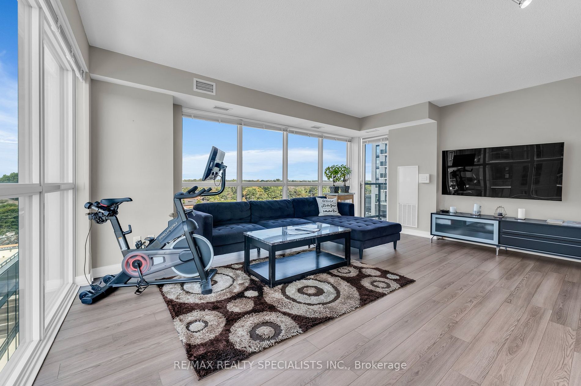 20 Thomas Riley Rd, #702
