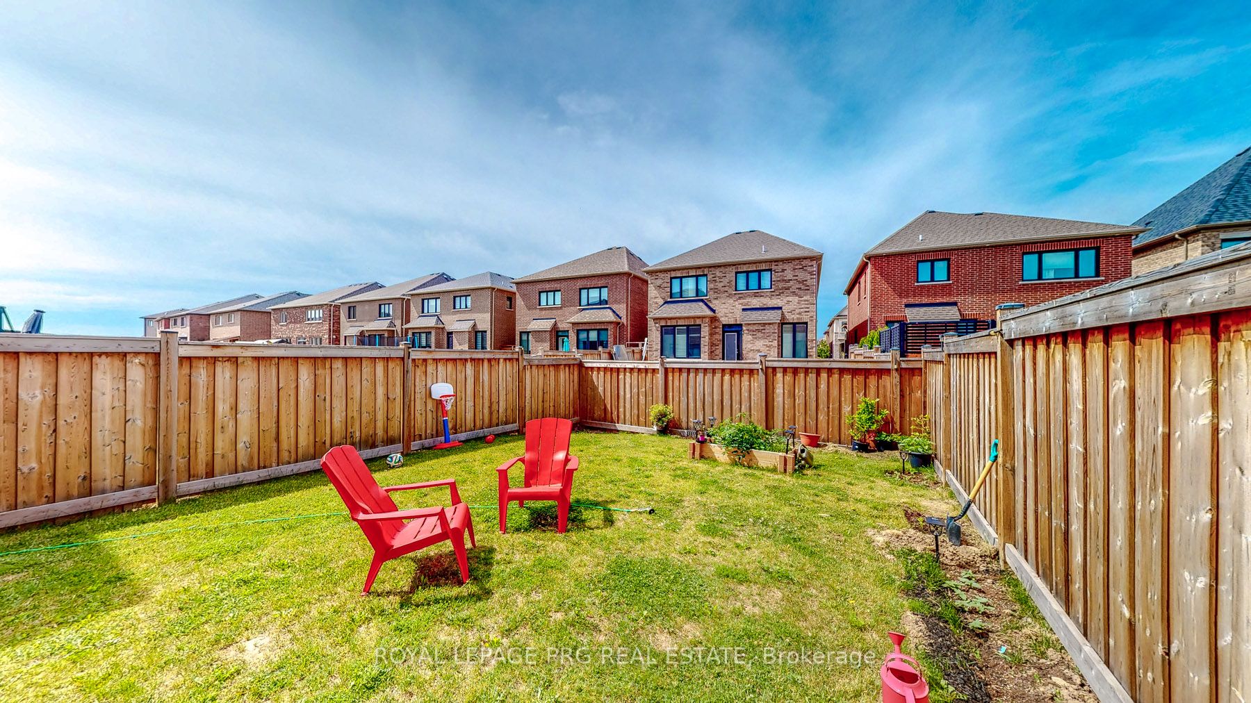 1298 Clarriage Crt E