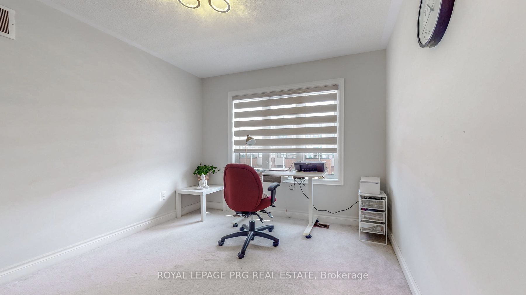 1298 Clarriage Crt E