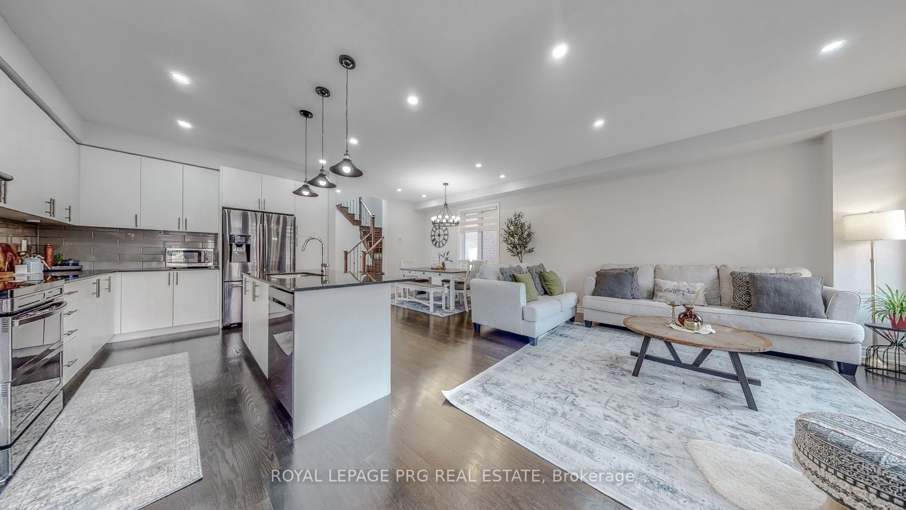 1298 Clarriage Crt E