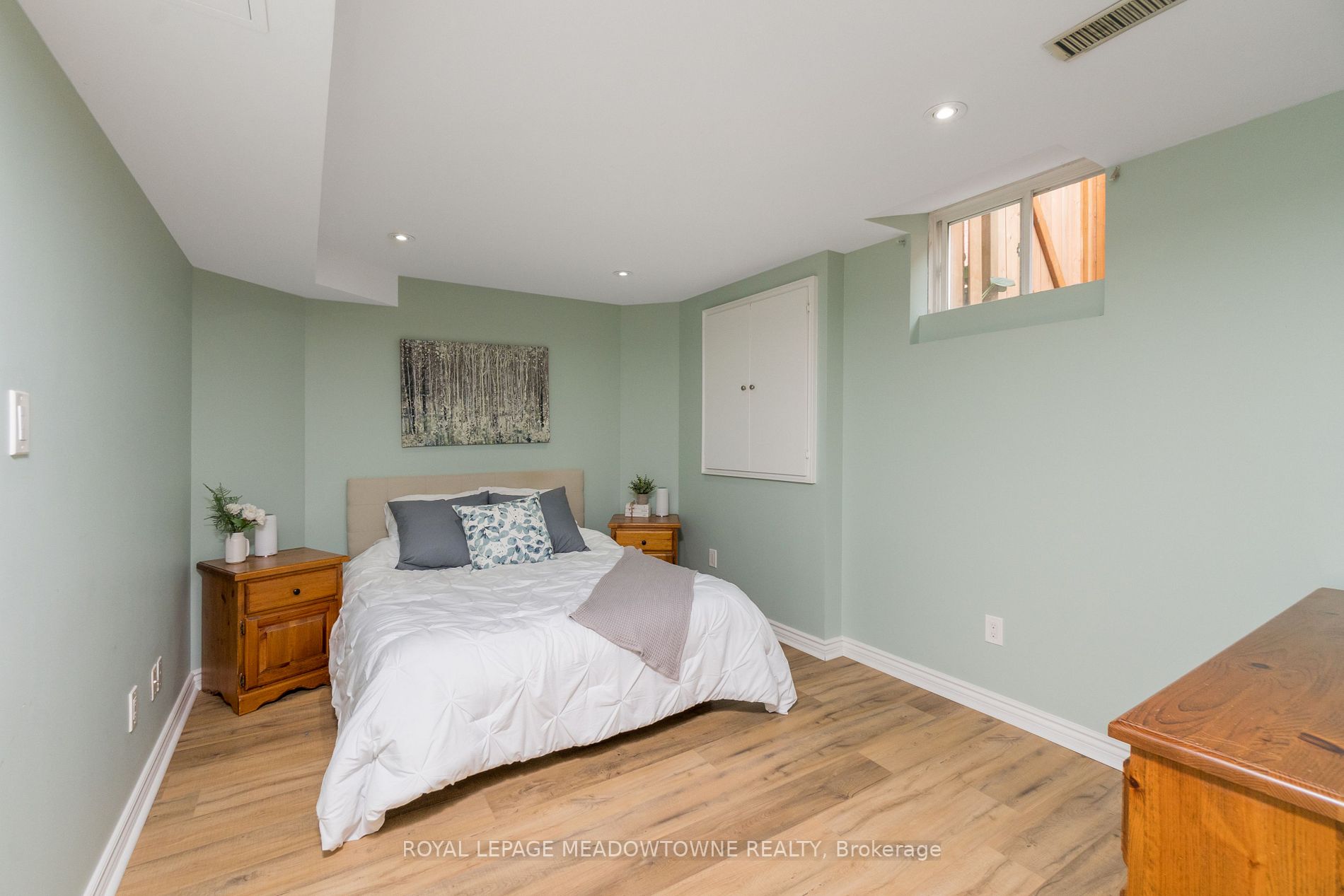 Listing W6811692 - Large Photo # 25