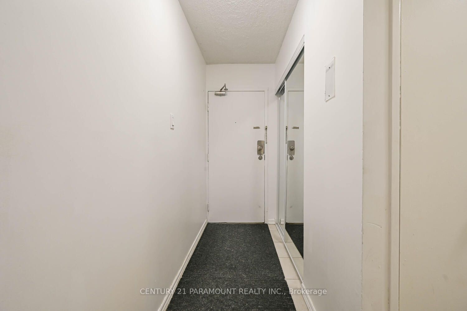 Listing W6811774 - Large Photo # 8