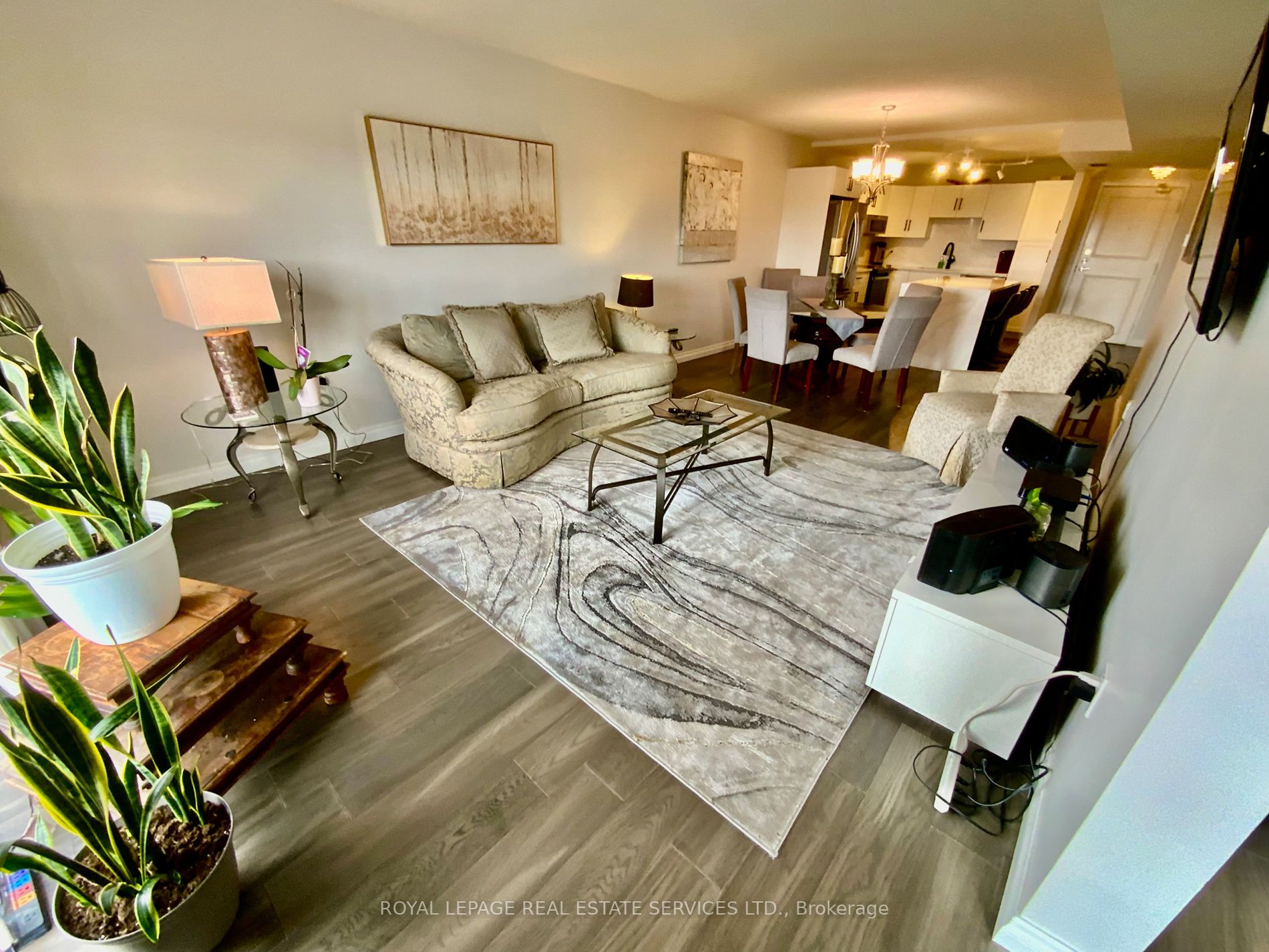 Listing W6811800 - Large Photo # 14