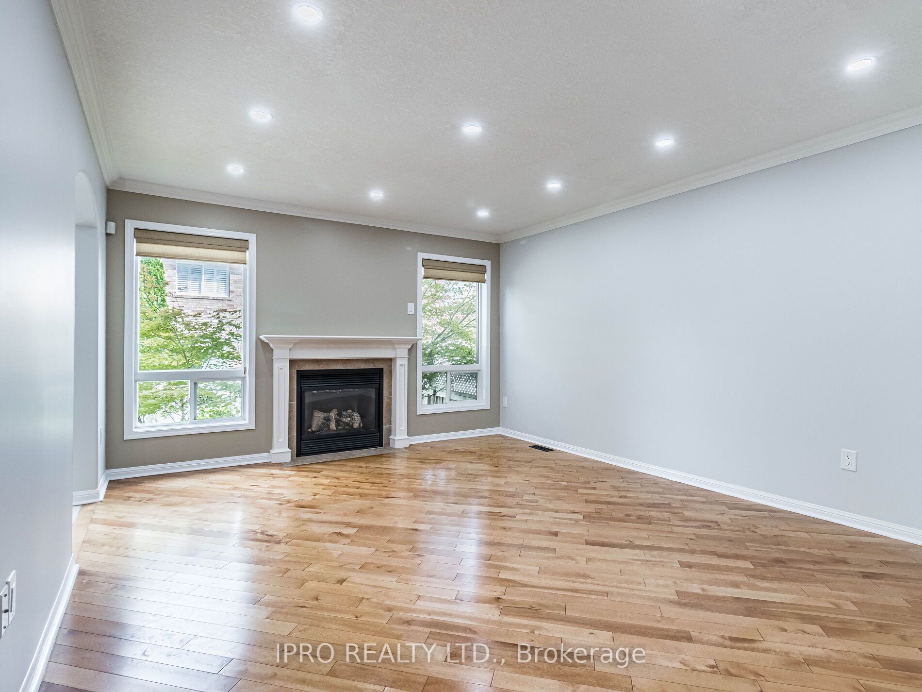 801 Ferguson Dr