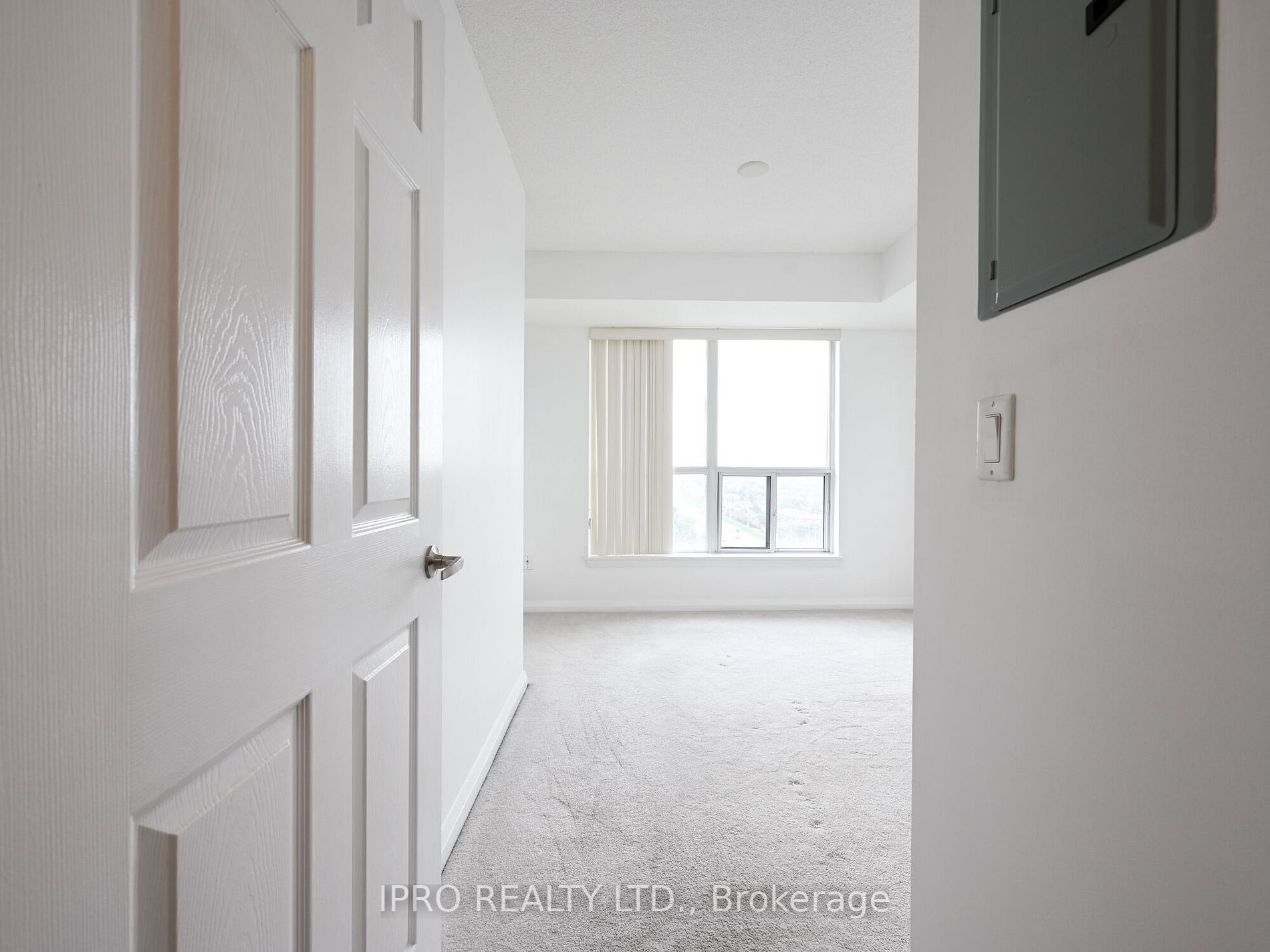 220 Forum Dr, #1012