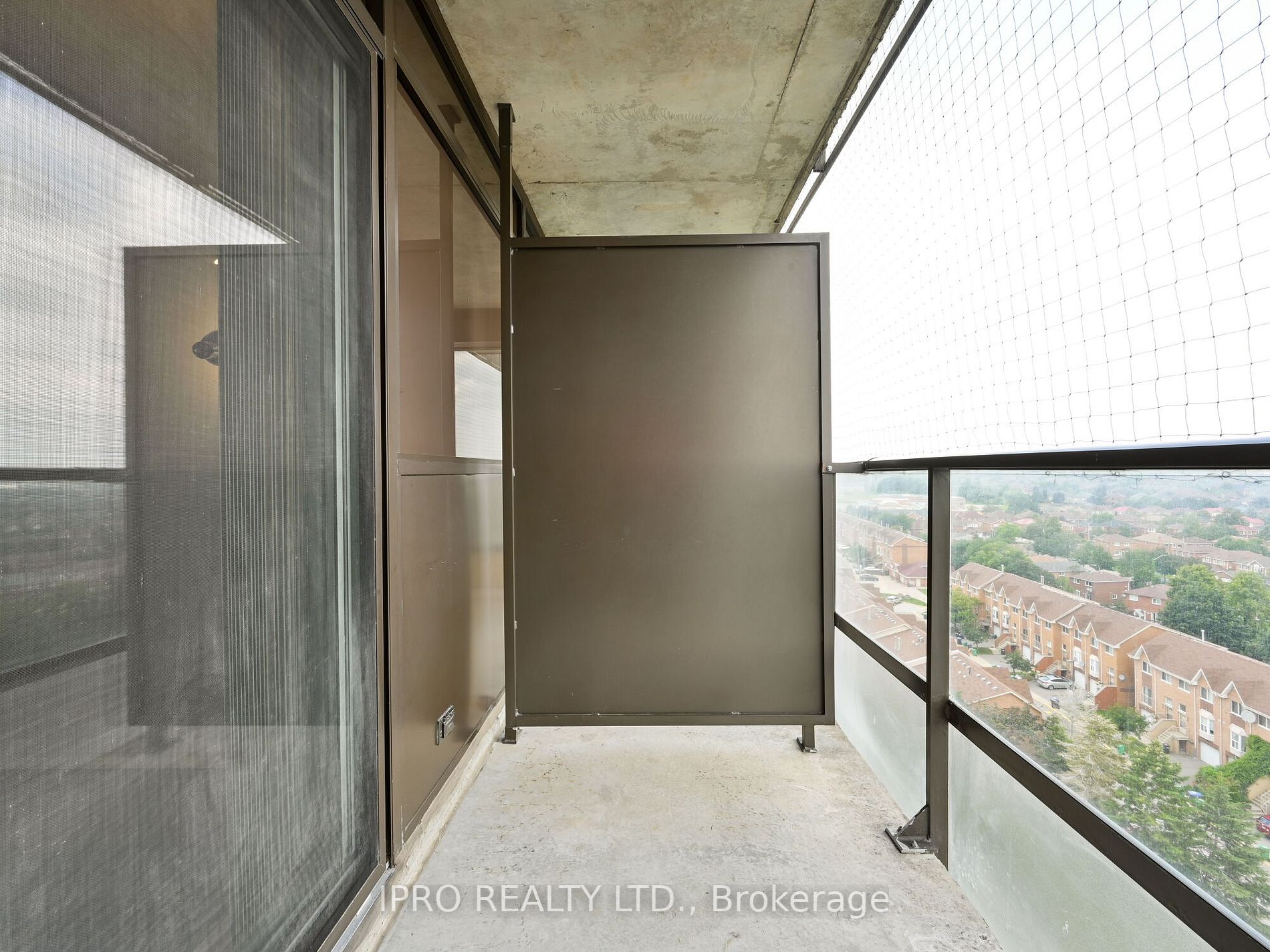 220 Forum Dr, #1012