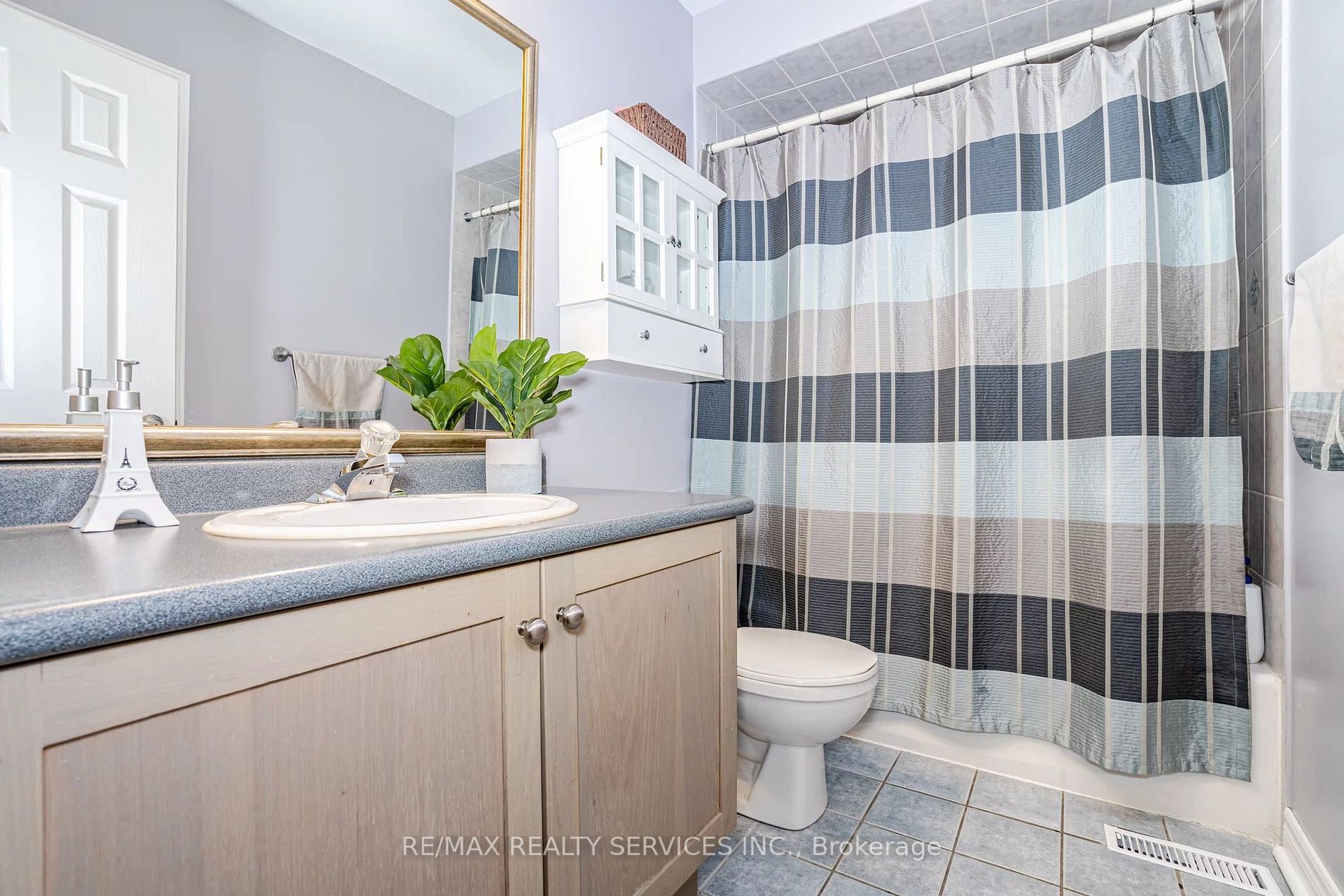 158 Marycroft Crt