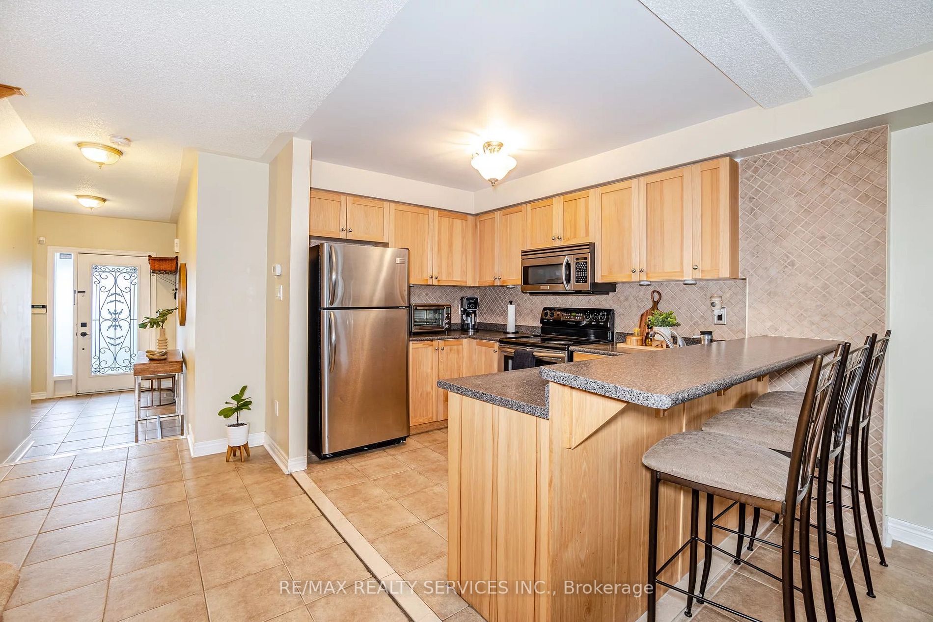 158 Marycroft Crt