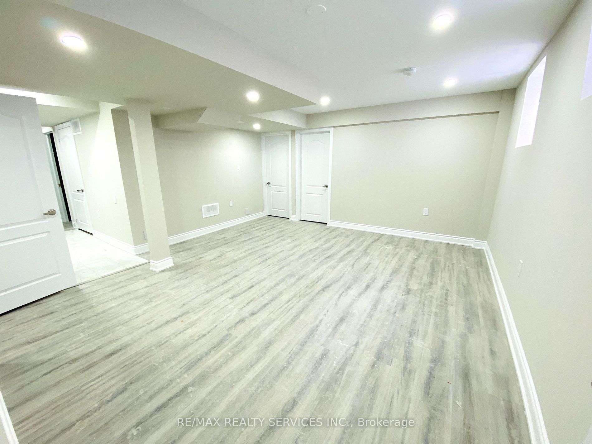 13 Black Diamond Cres, #Bsmt