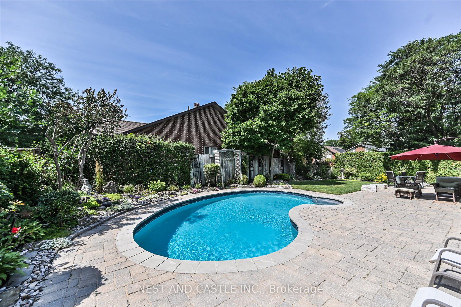 34 Carnforth Dr