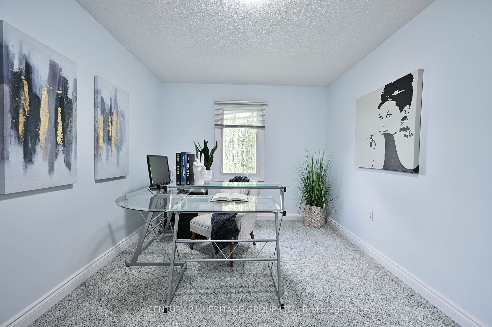 18 Egan Cres