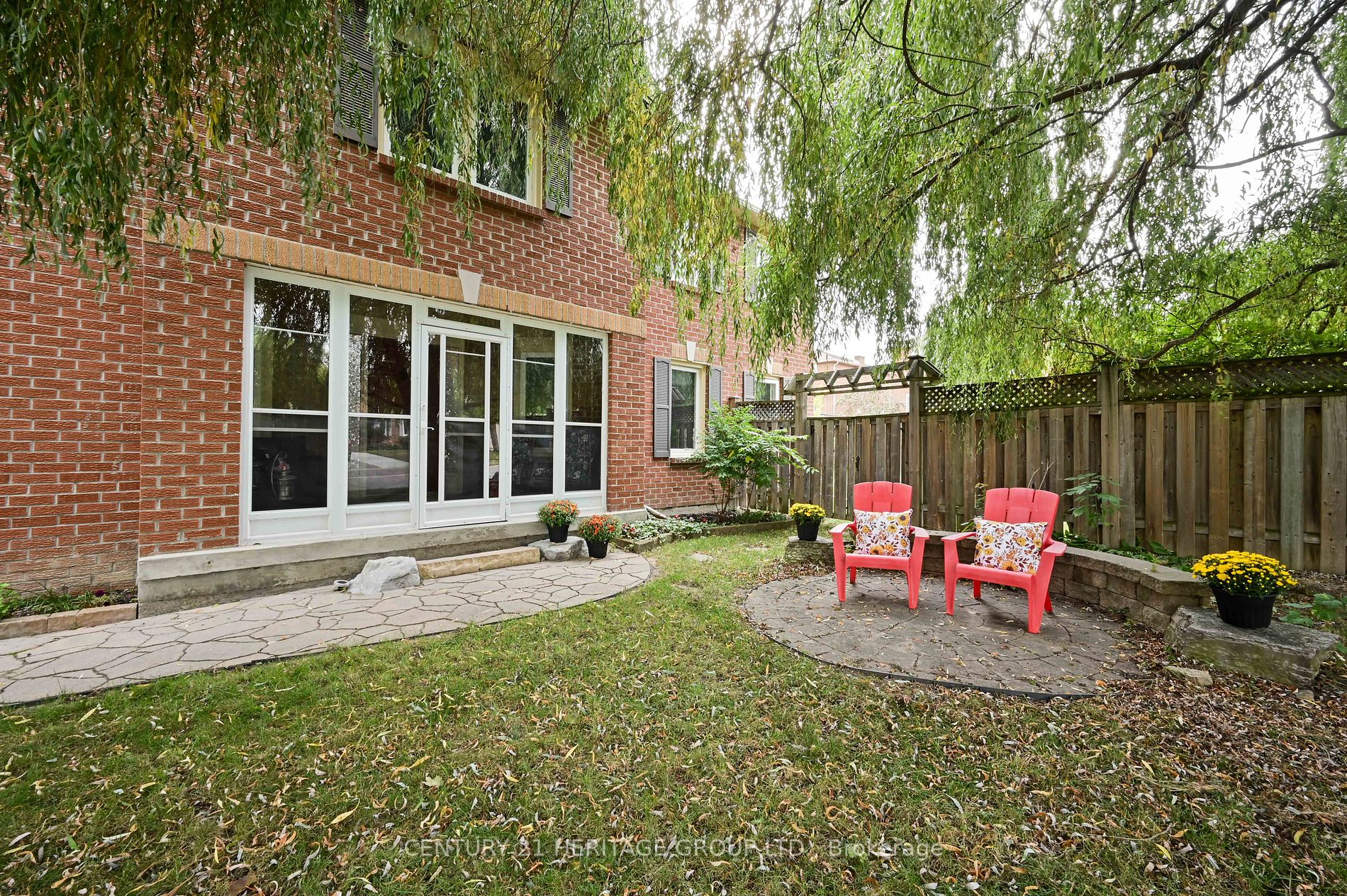 18 Egan Cres