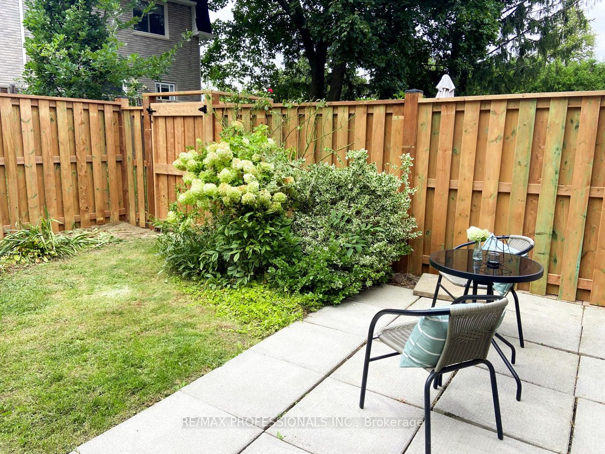 2035 Amherst Heights Crt, #29