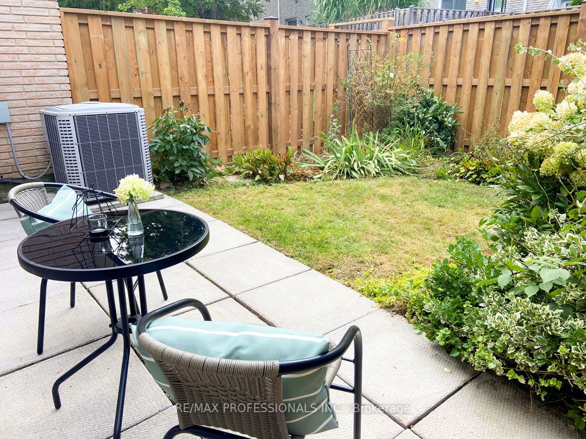 2035 Amherst Heights Crt, #29