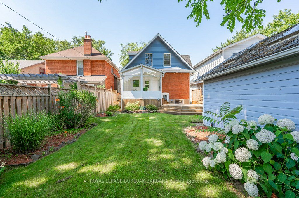 549 Burlington Ave