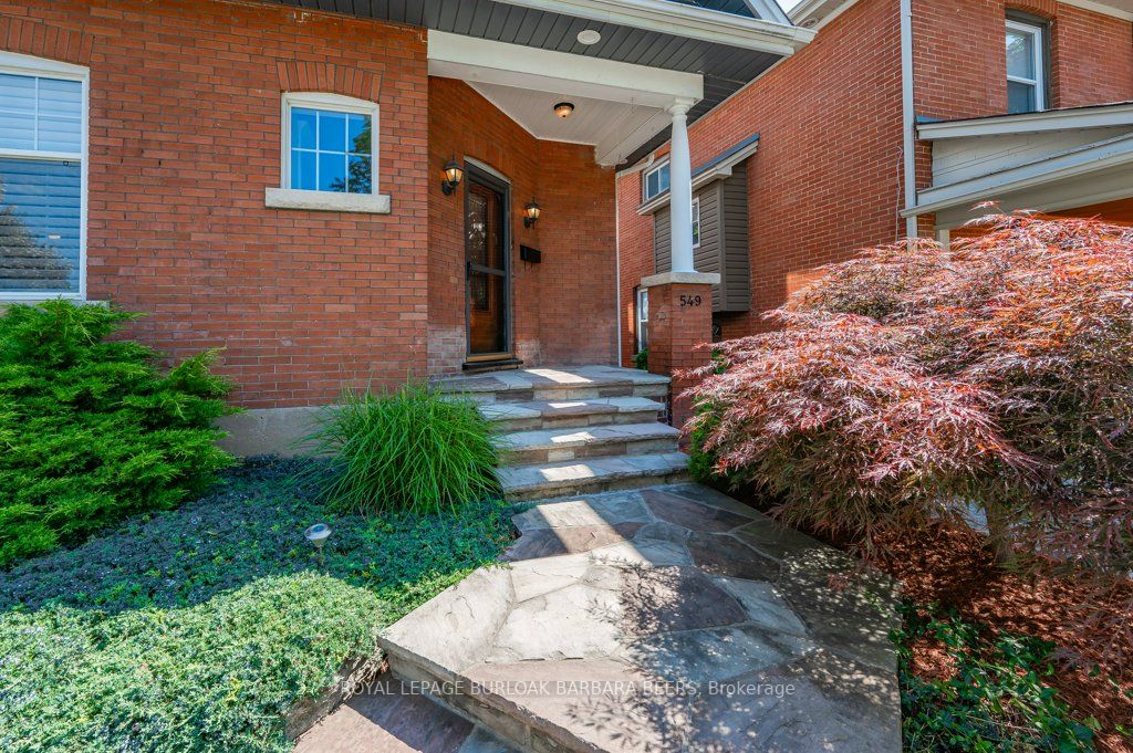 549 Burlington Ave
