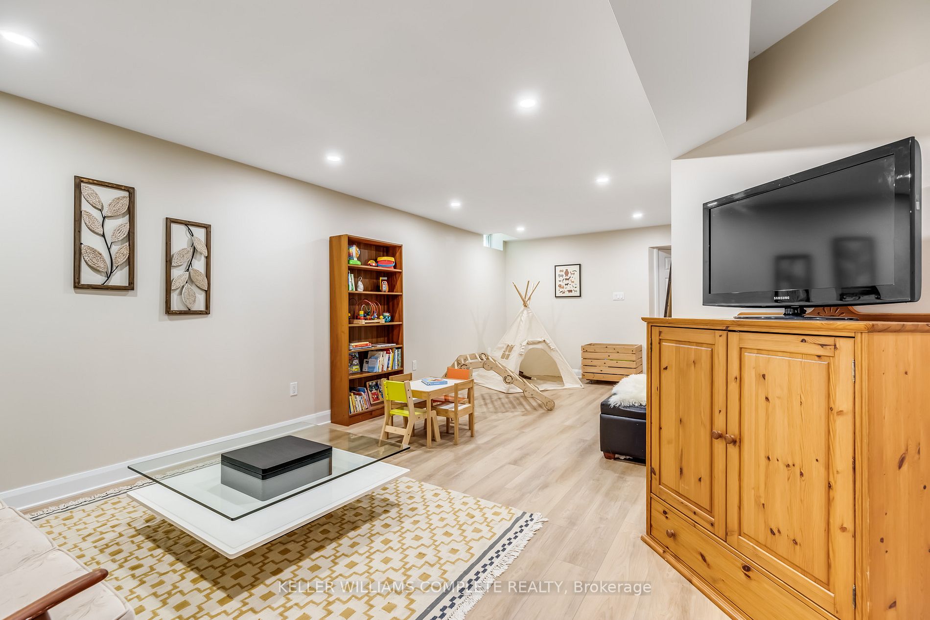 652 Andrea Crt