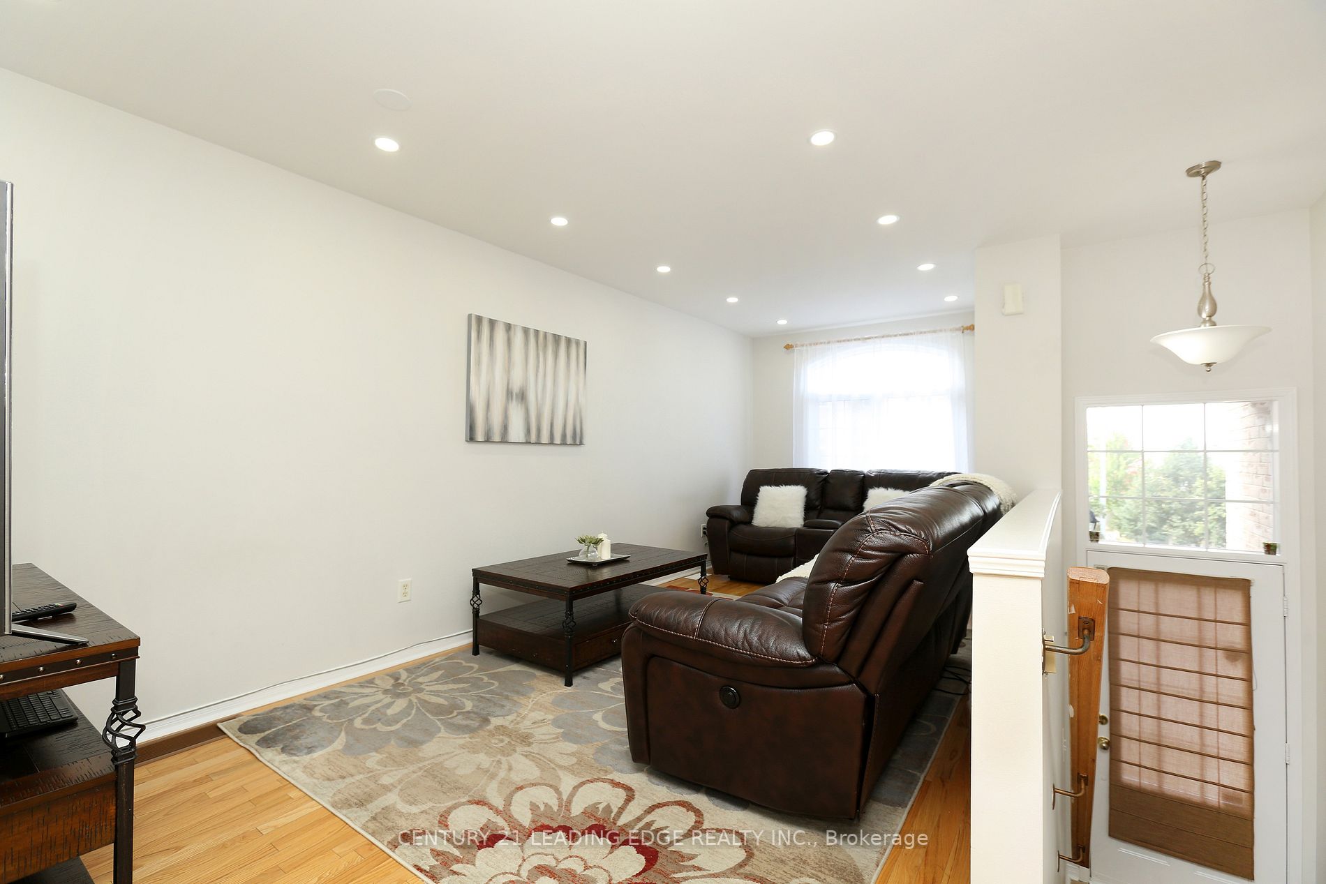 Listing W6812306 - Large Photo # 8