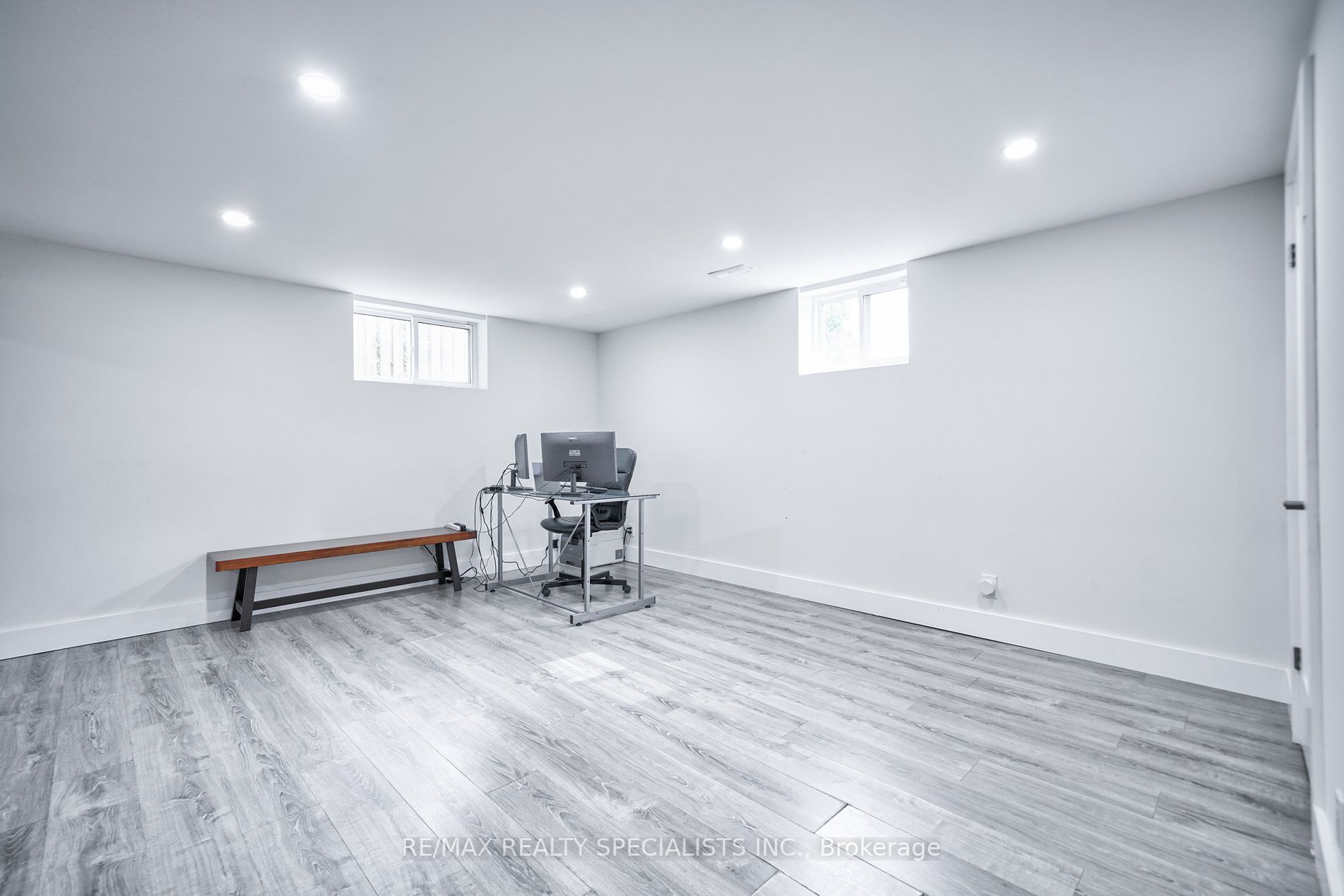 6043 Old Church Road