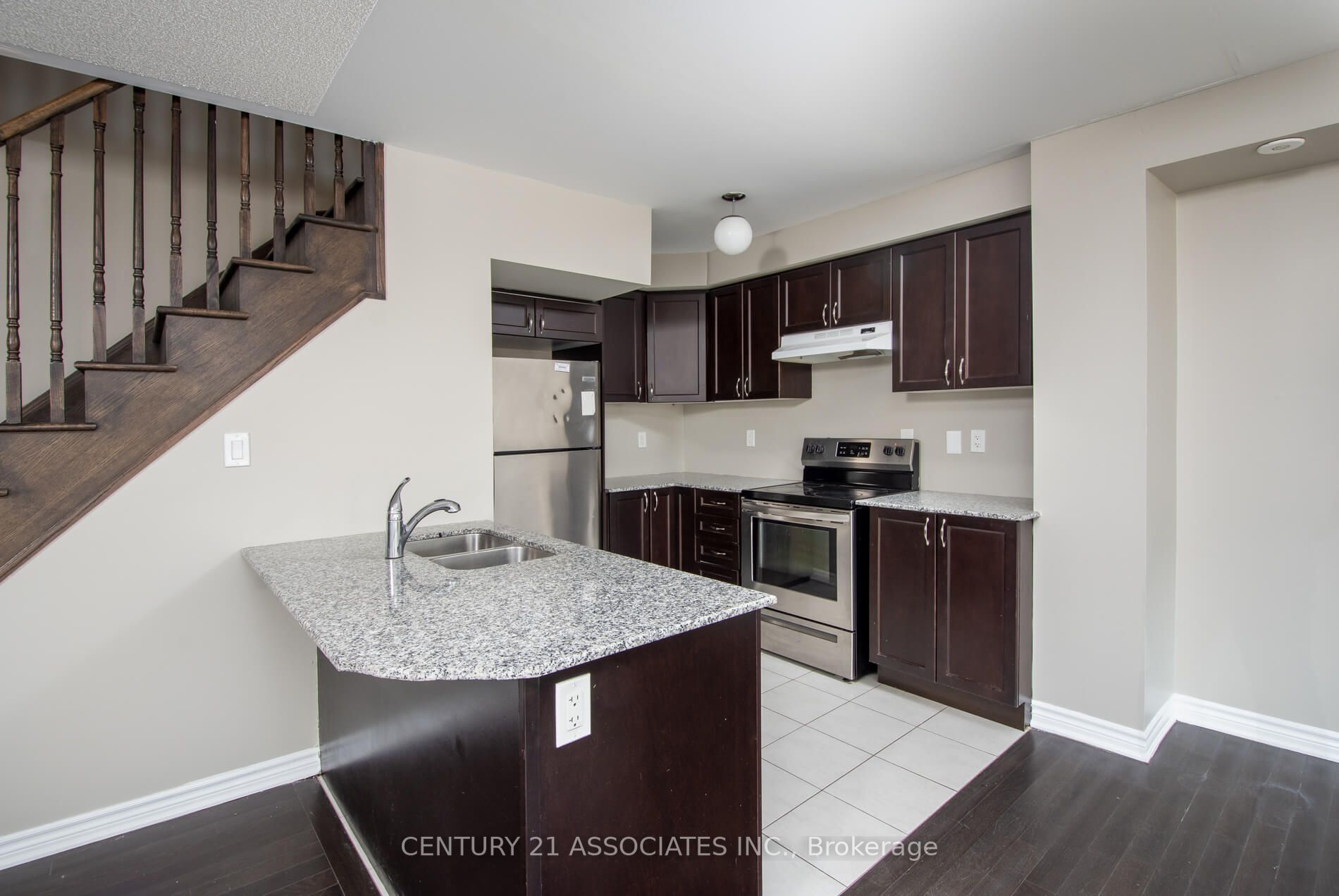 200 Veterans Dr, #20