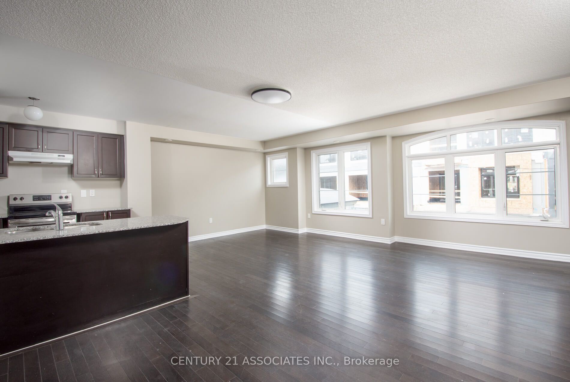 200 Veterans Dr, #20