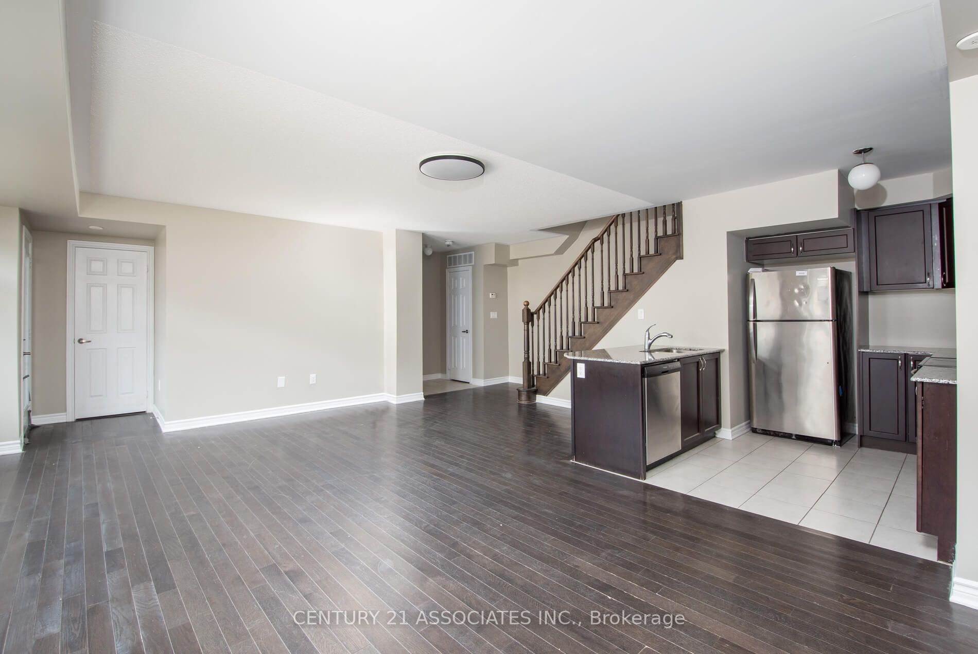 200 Veterans Dr, #20