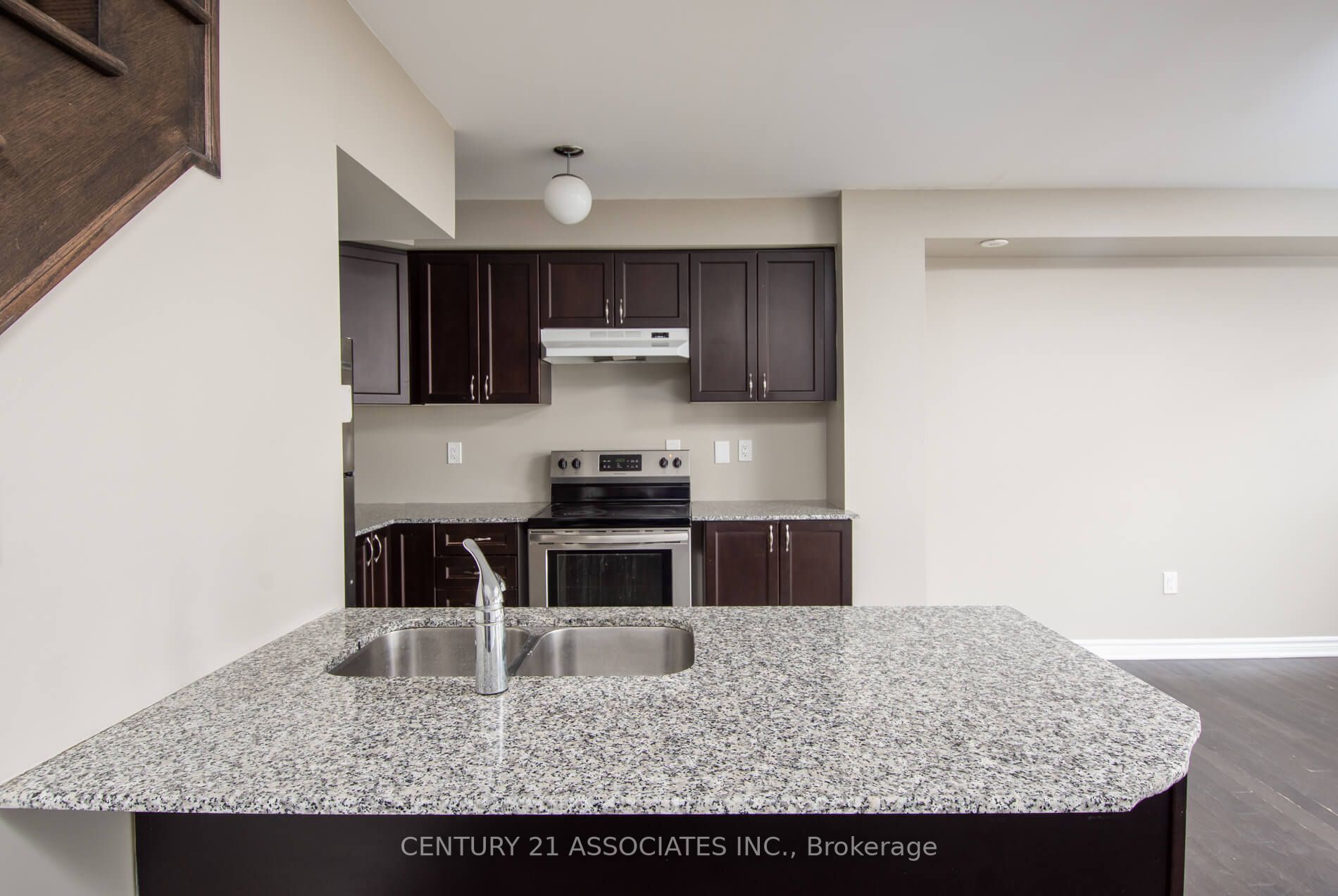 200 Veterans Dr, #20