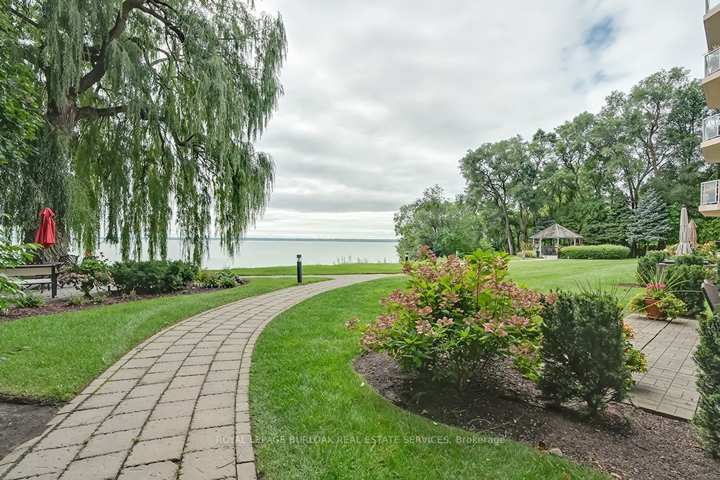 5194 Lakeshore Rd, #507