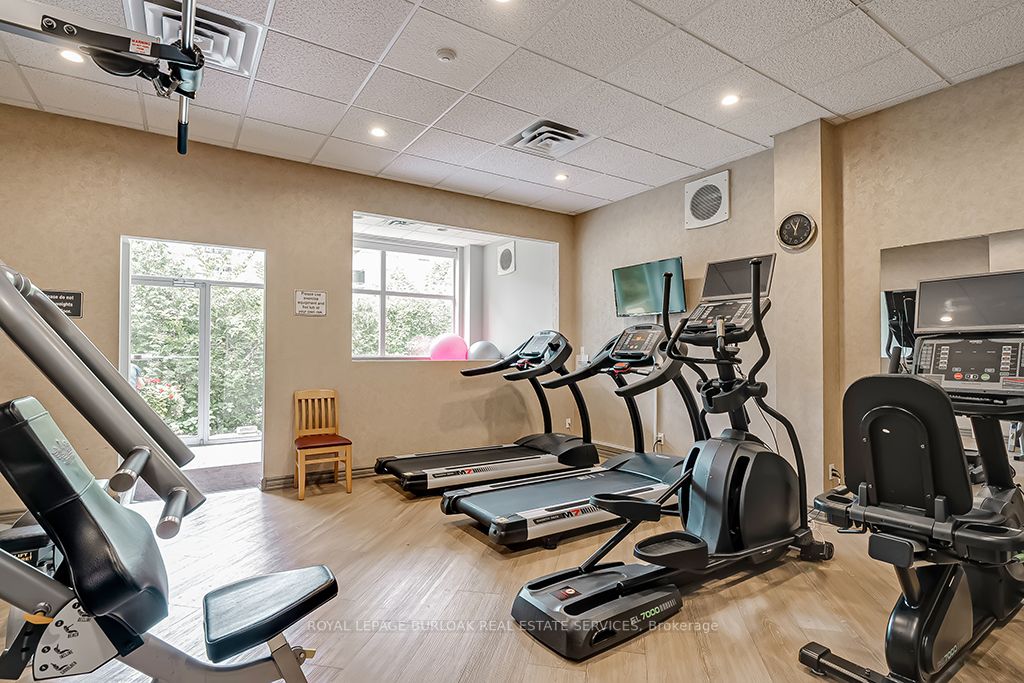 5194 Lakeshore Rd, #507