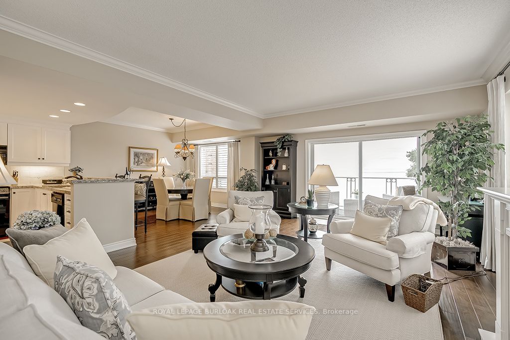 5194 Lakeshore Rd, #507