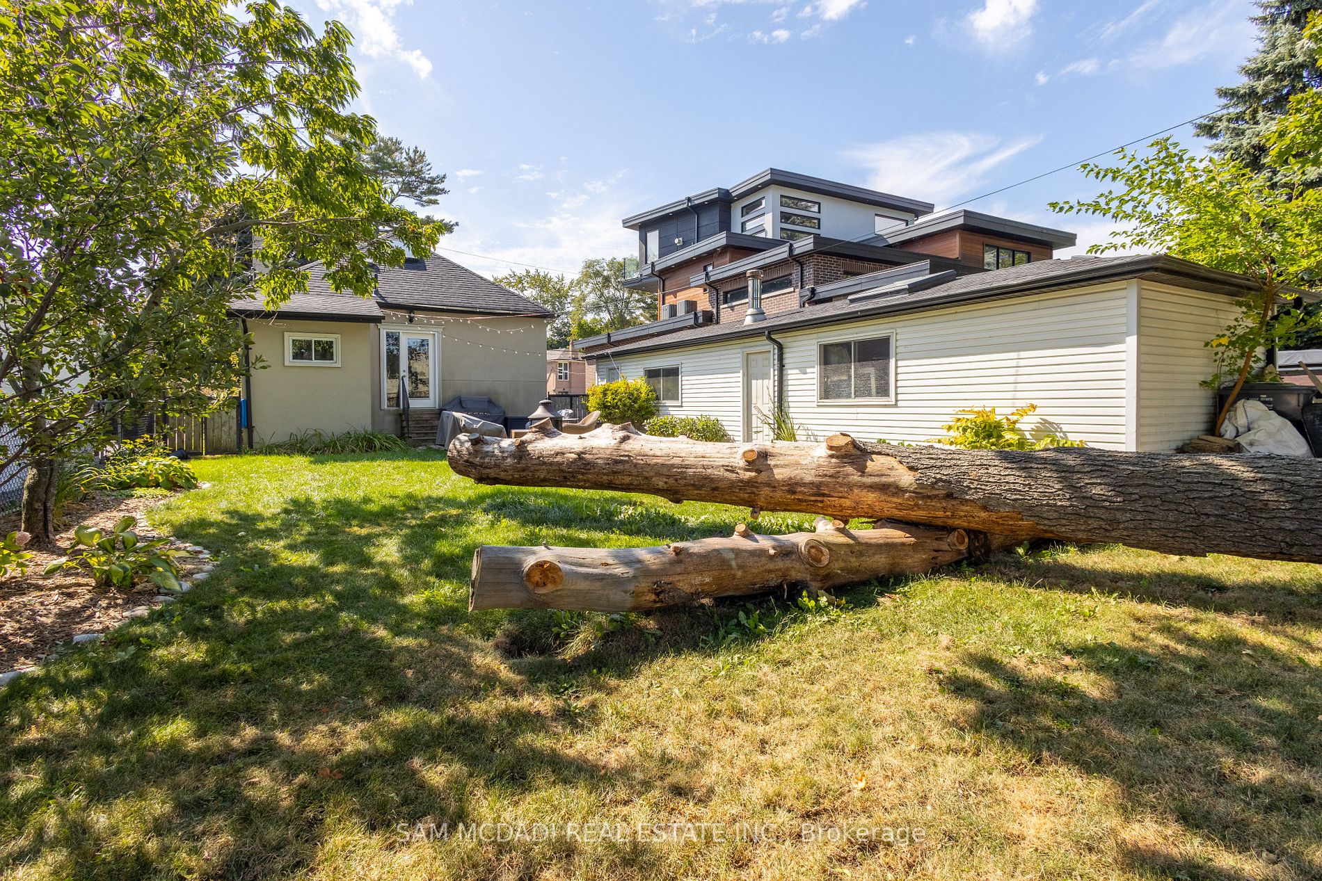 63 Maple Ave S