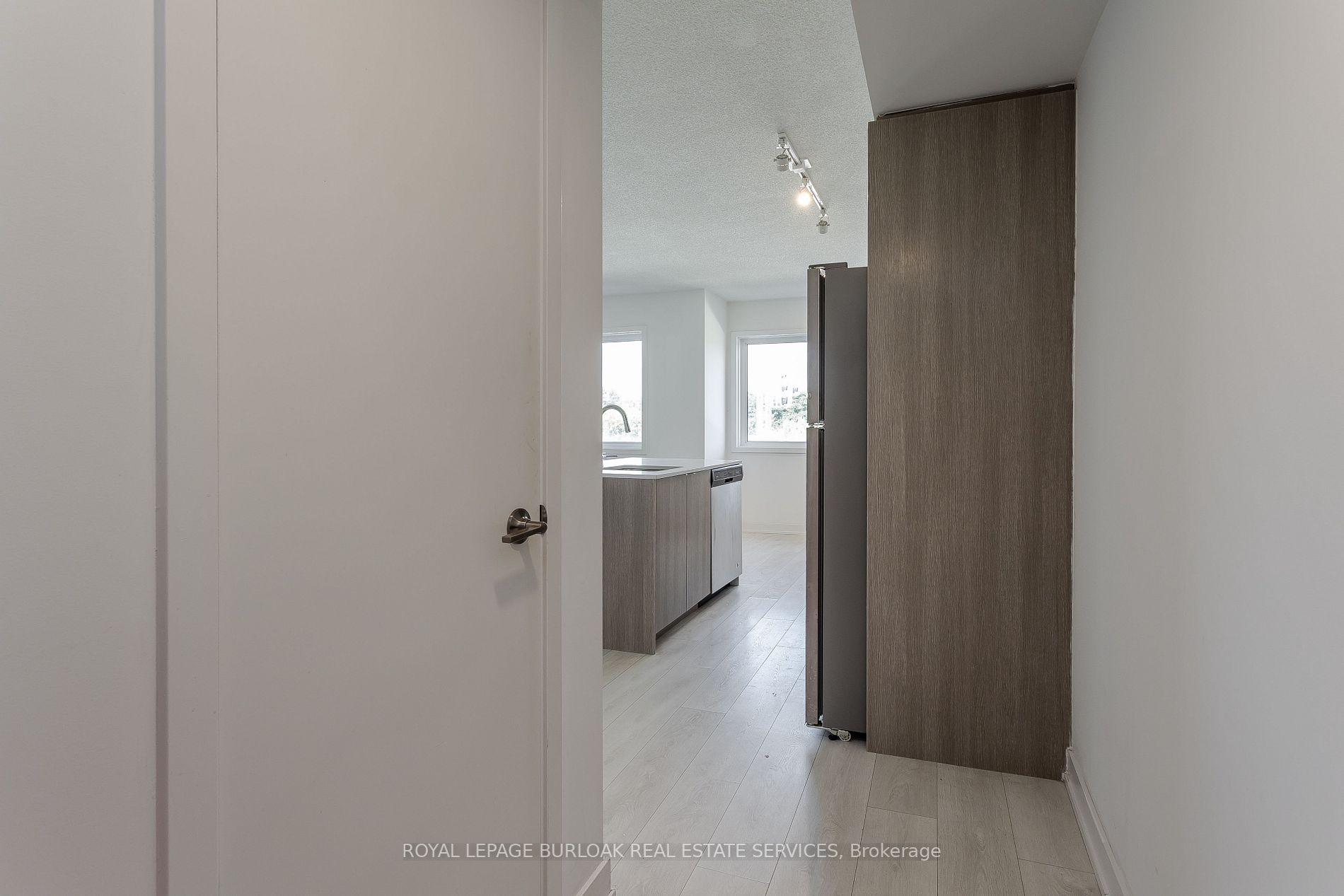 1135 Cooke Boulevard, #112