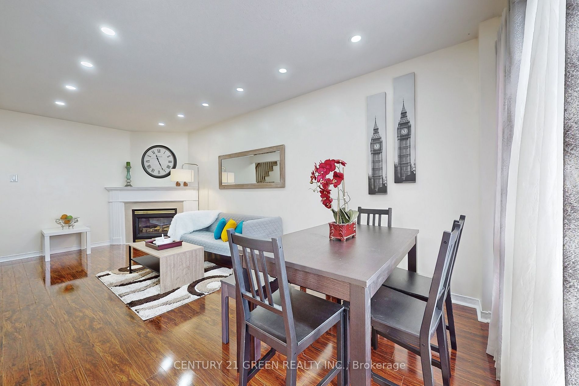 5128 Silvercreek Dr