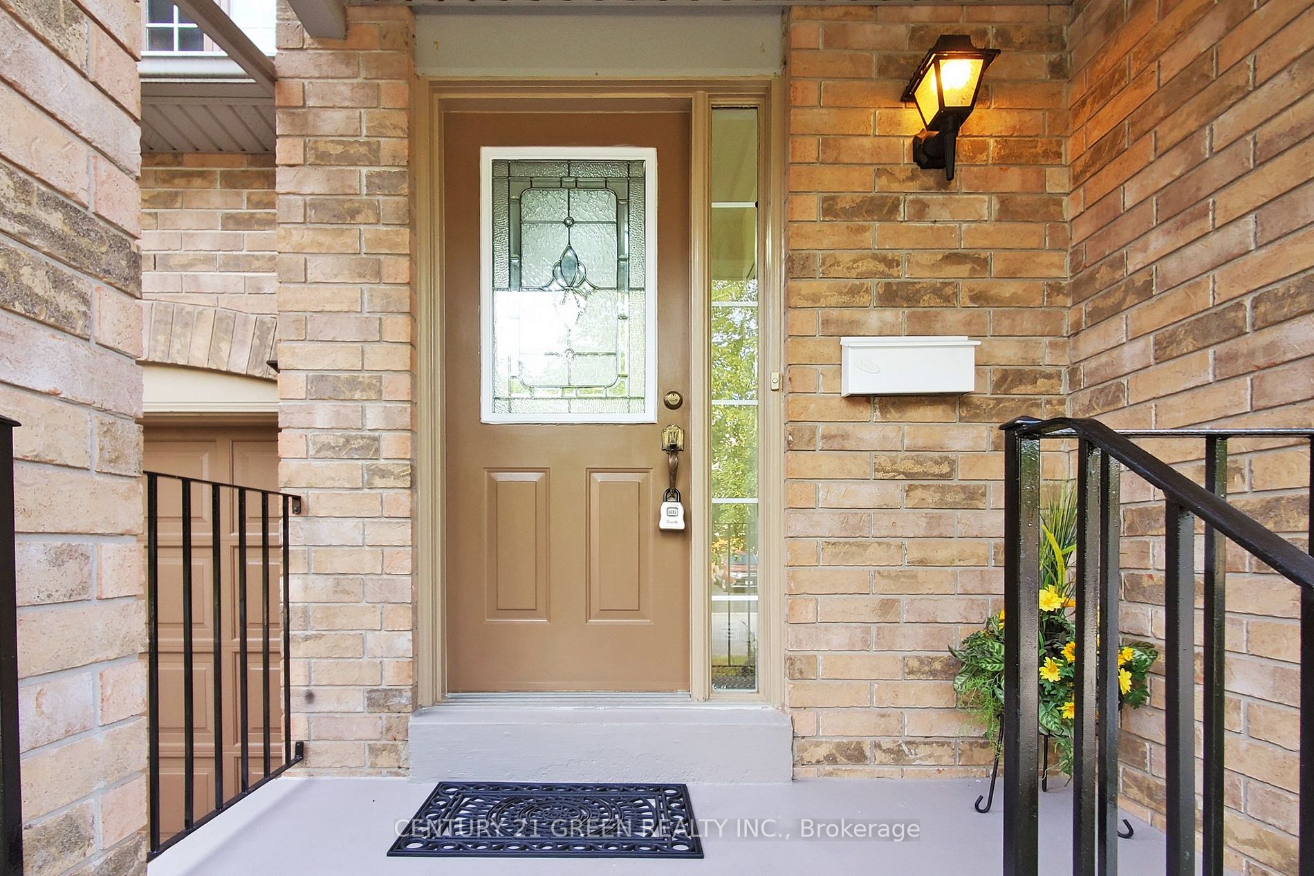 5128 Silvercreek Dr