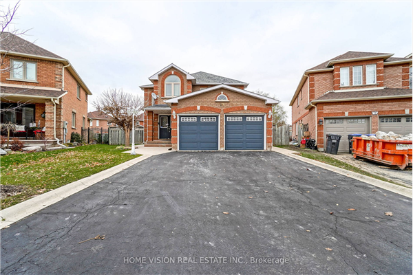 19 Troutbeck Cres, Brampton