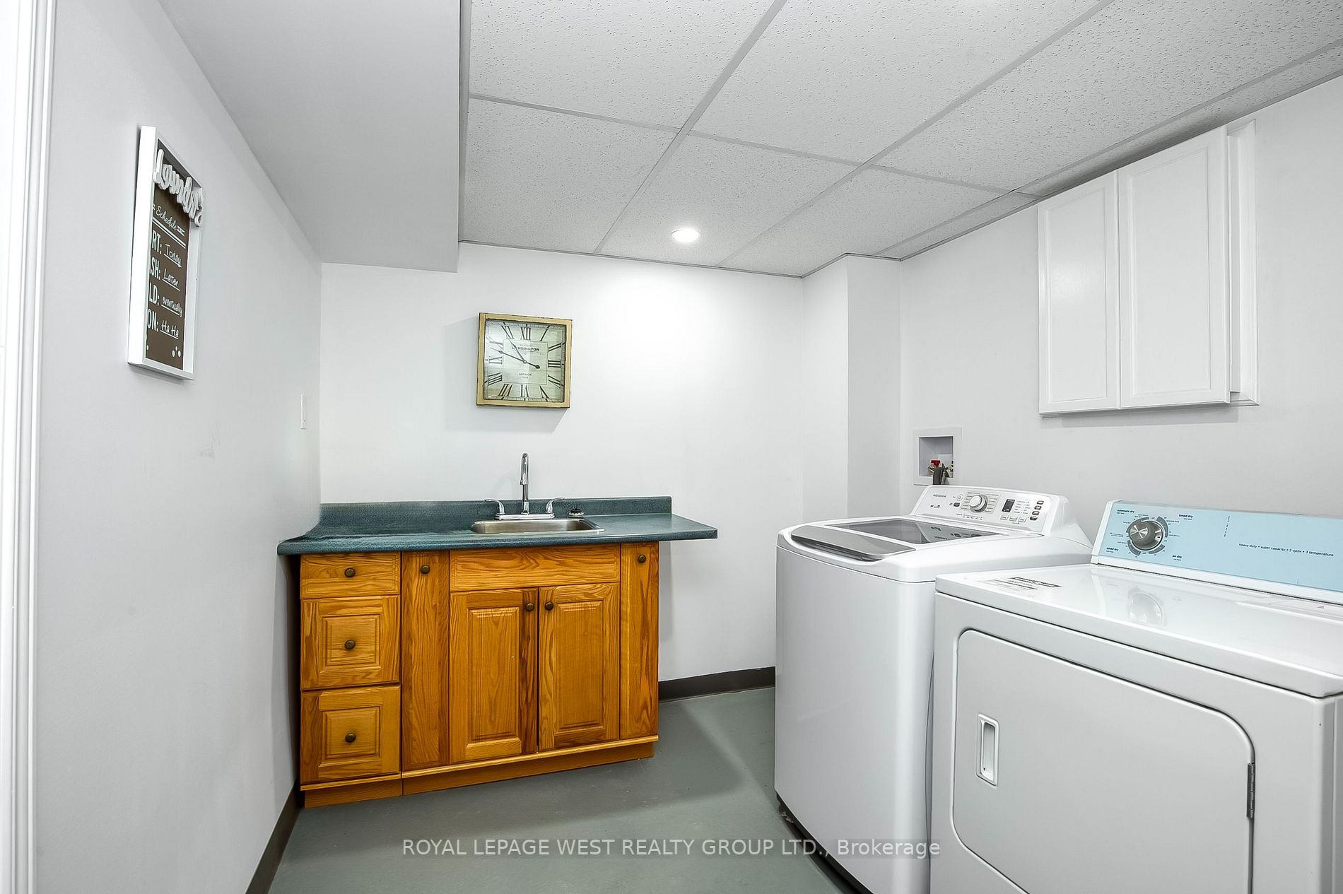 2363 Whaley Dr