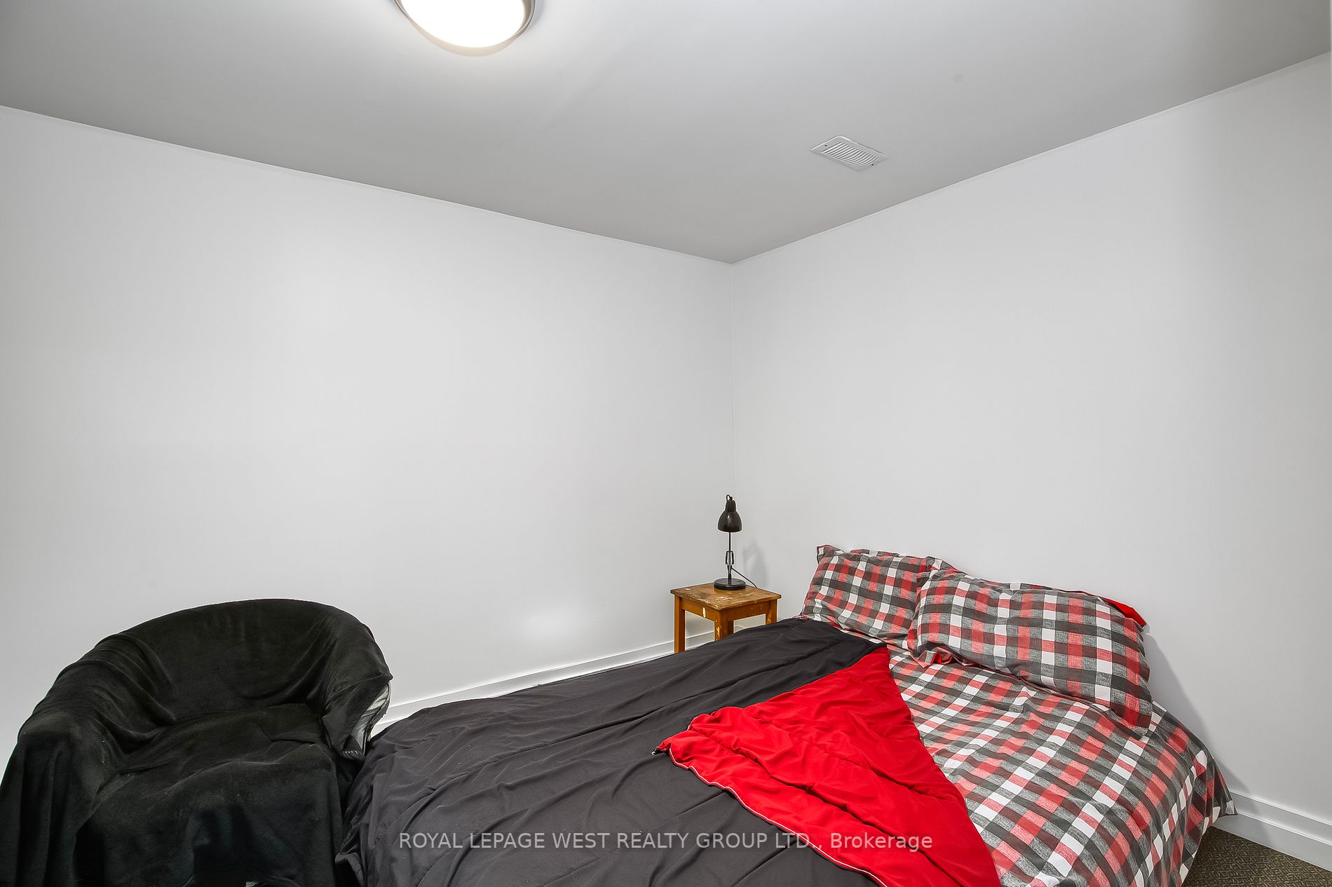 2363 Whaley Dr