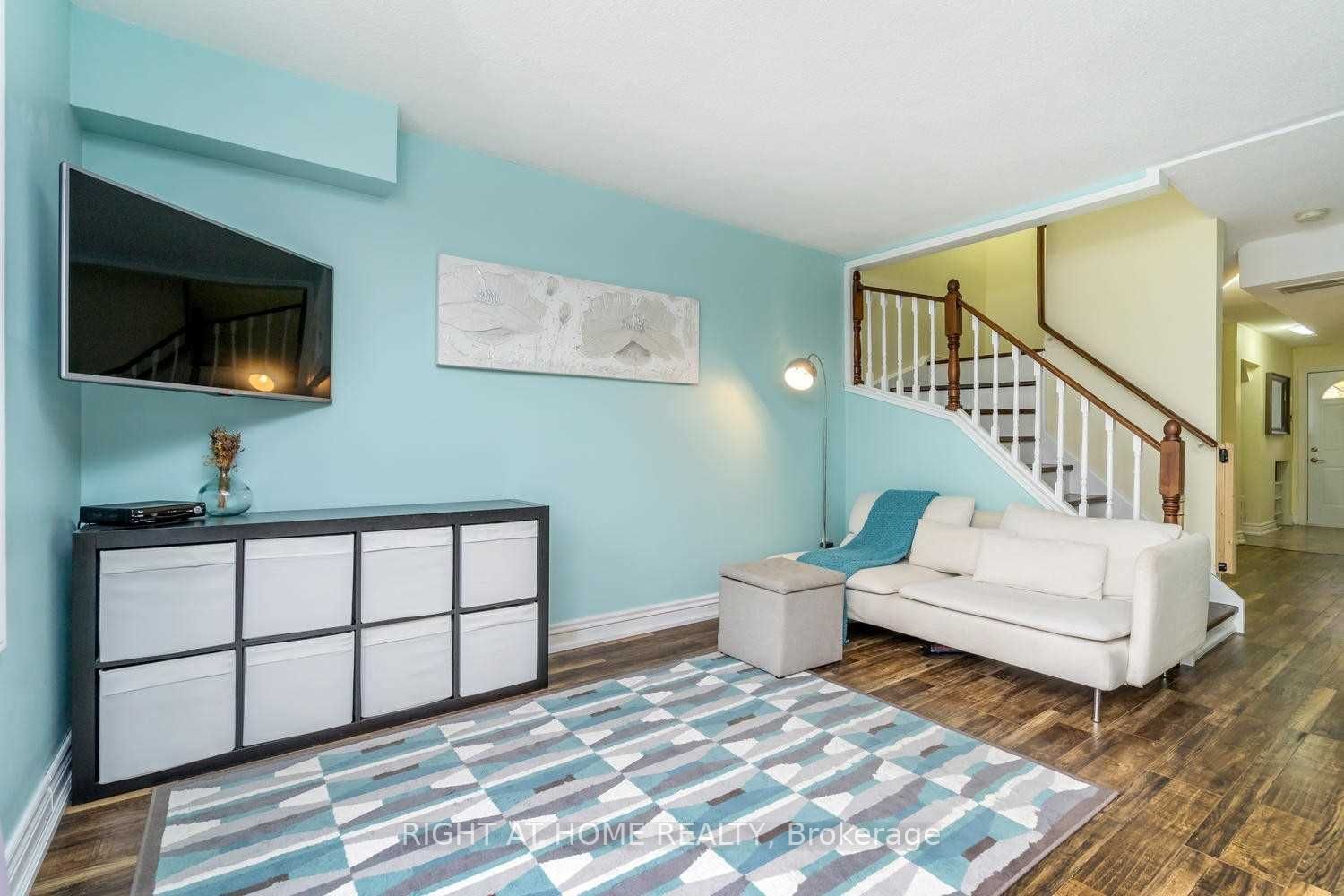 54 Stewart Maclaren Rd, #56