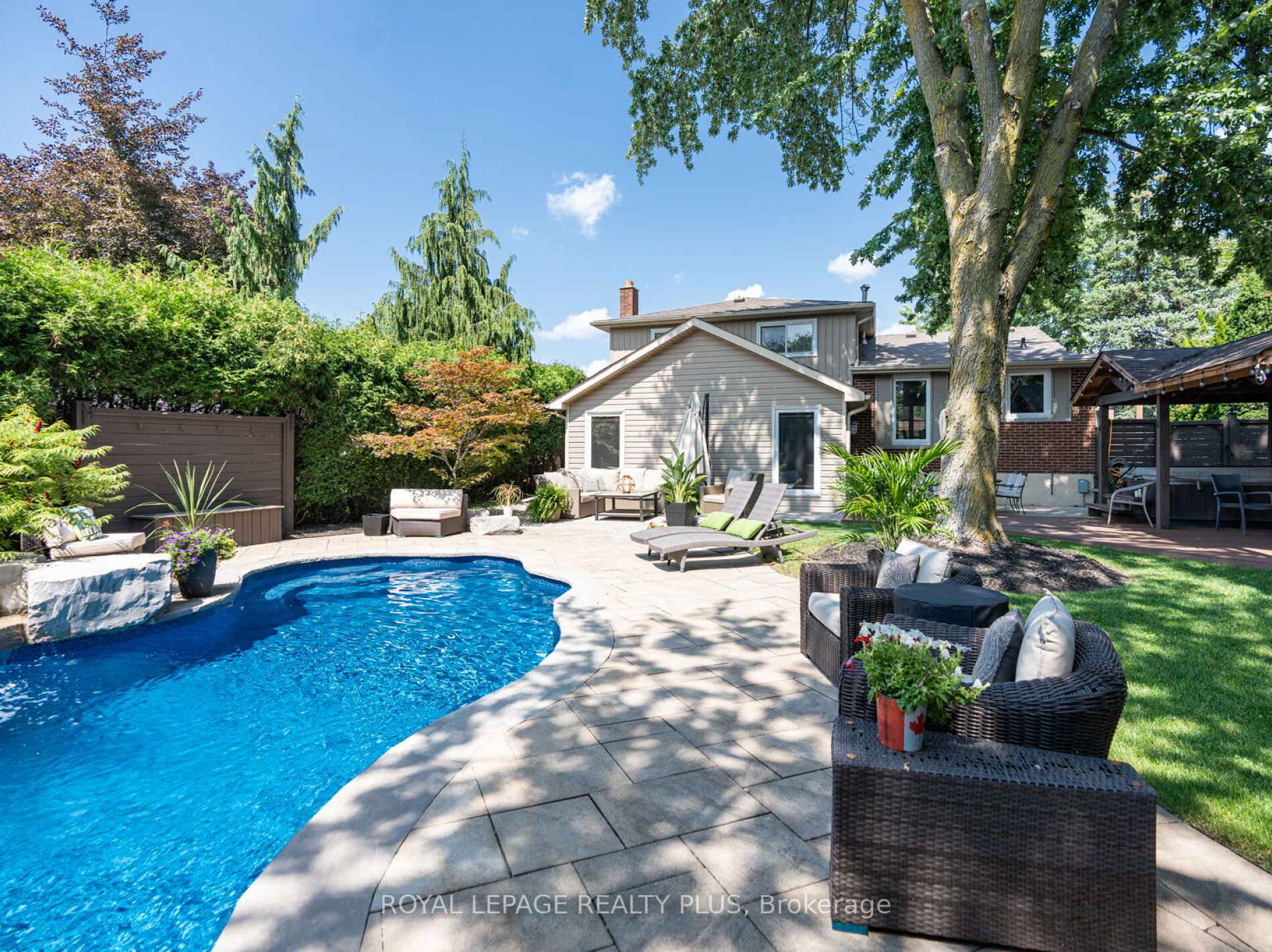 417 Highside Drive