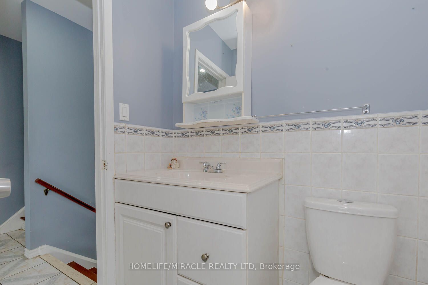 3410 Chipley Cres