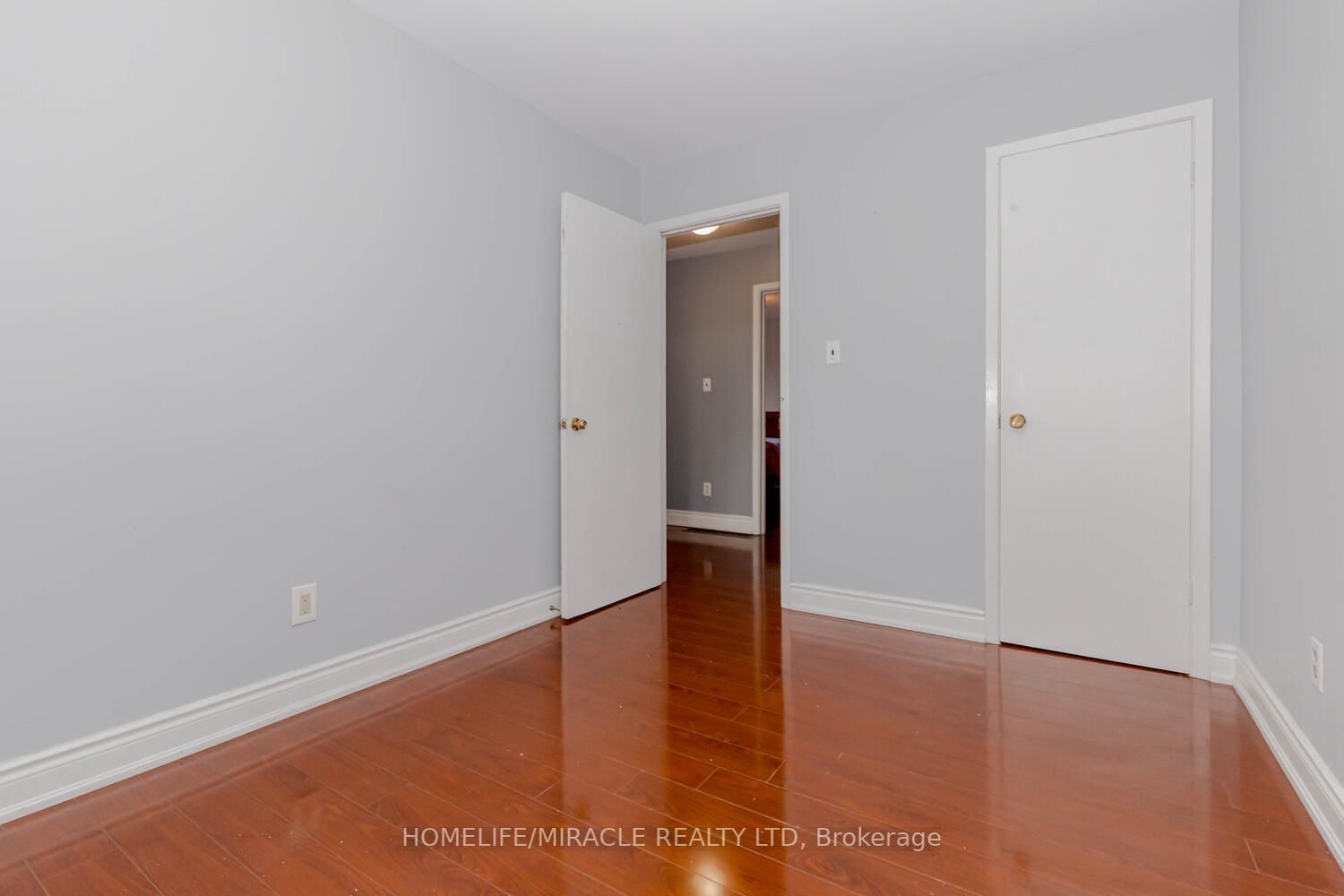 3410 Chipley Cres