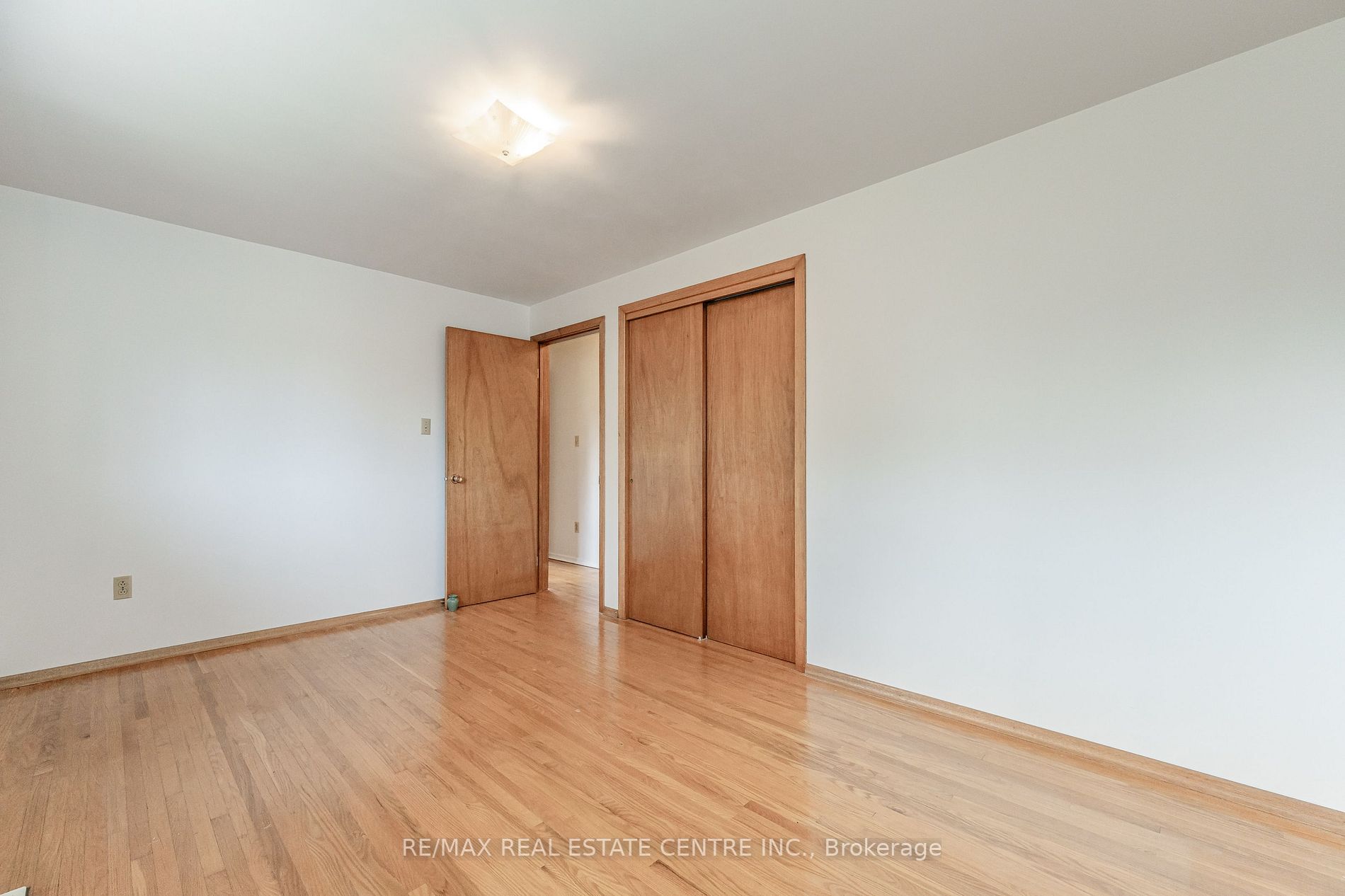 2402 Tait Avenue