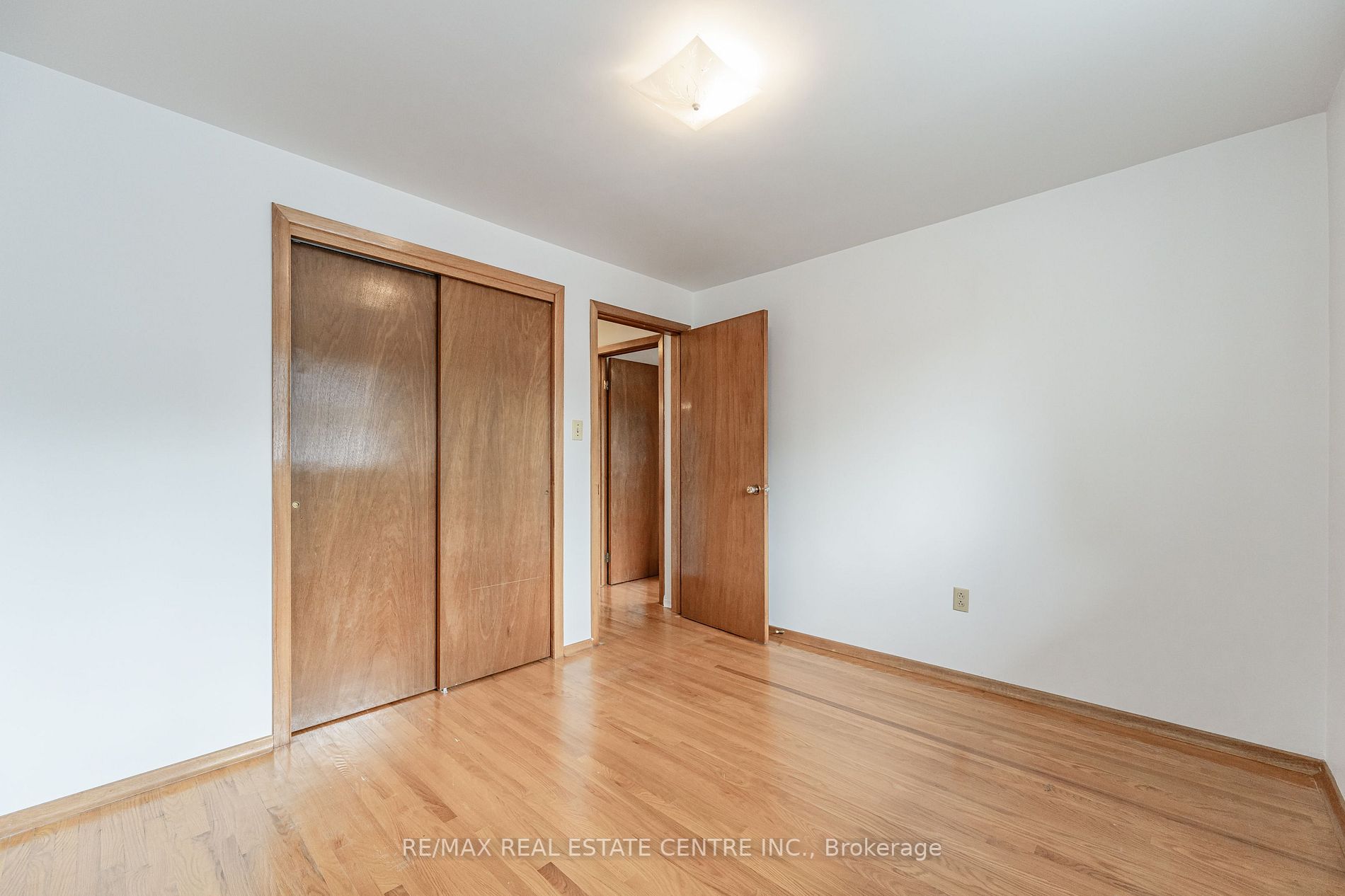 2402 Tait Avenue