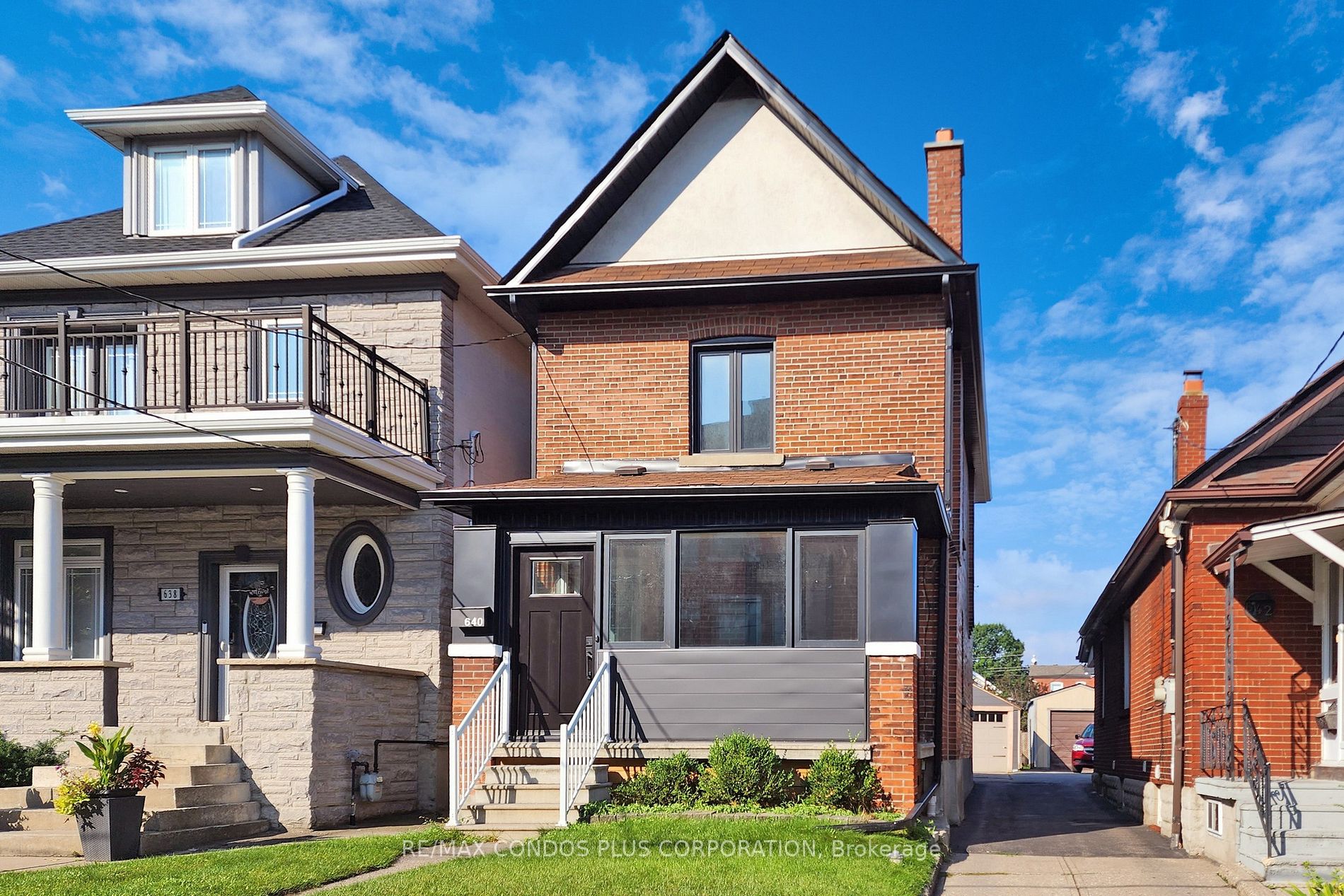 640 Runnymede Rd, #Main