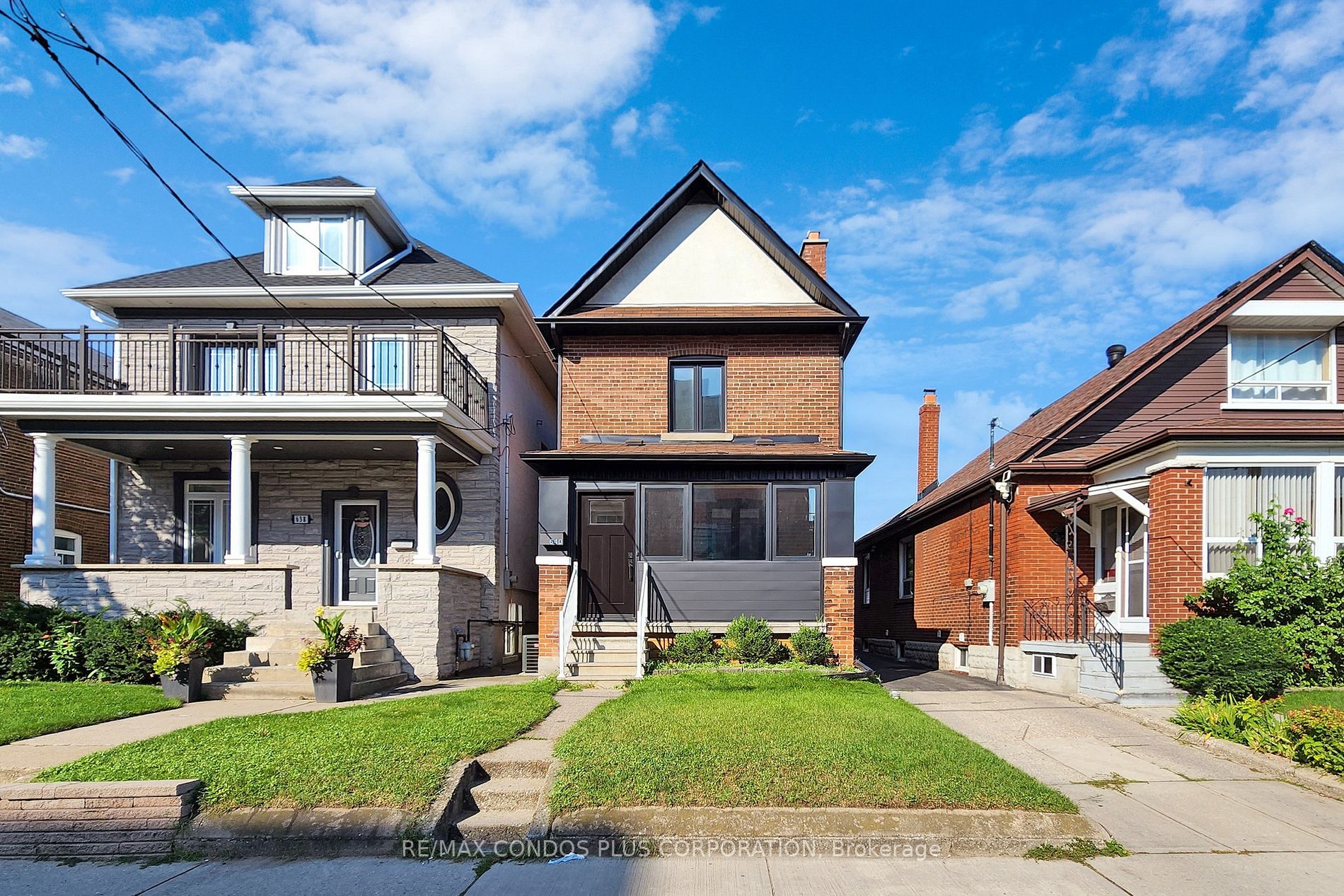 640 Runnymede Rd, #Main