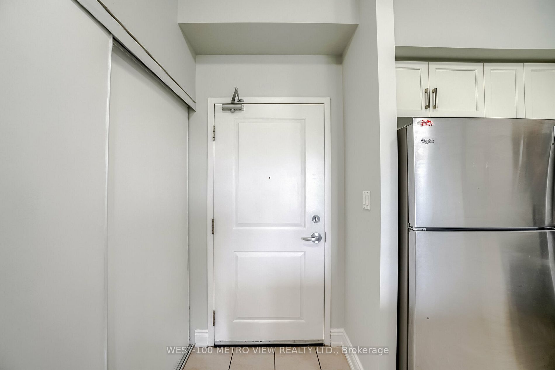 640 Sauve Street, #105