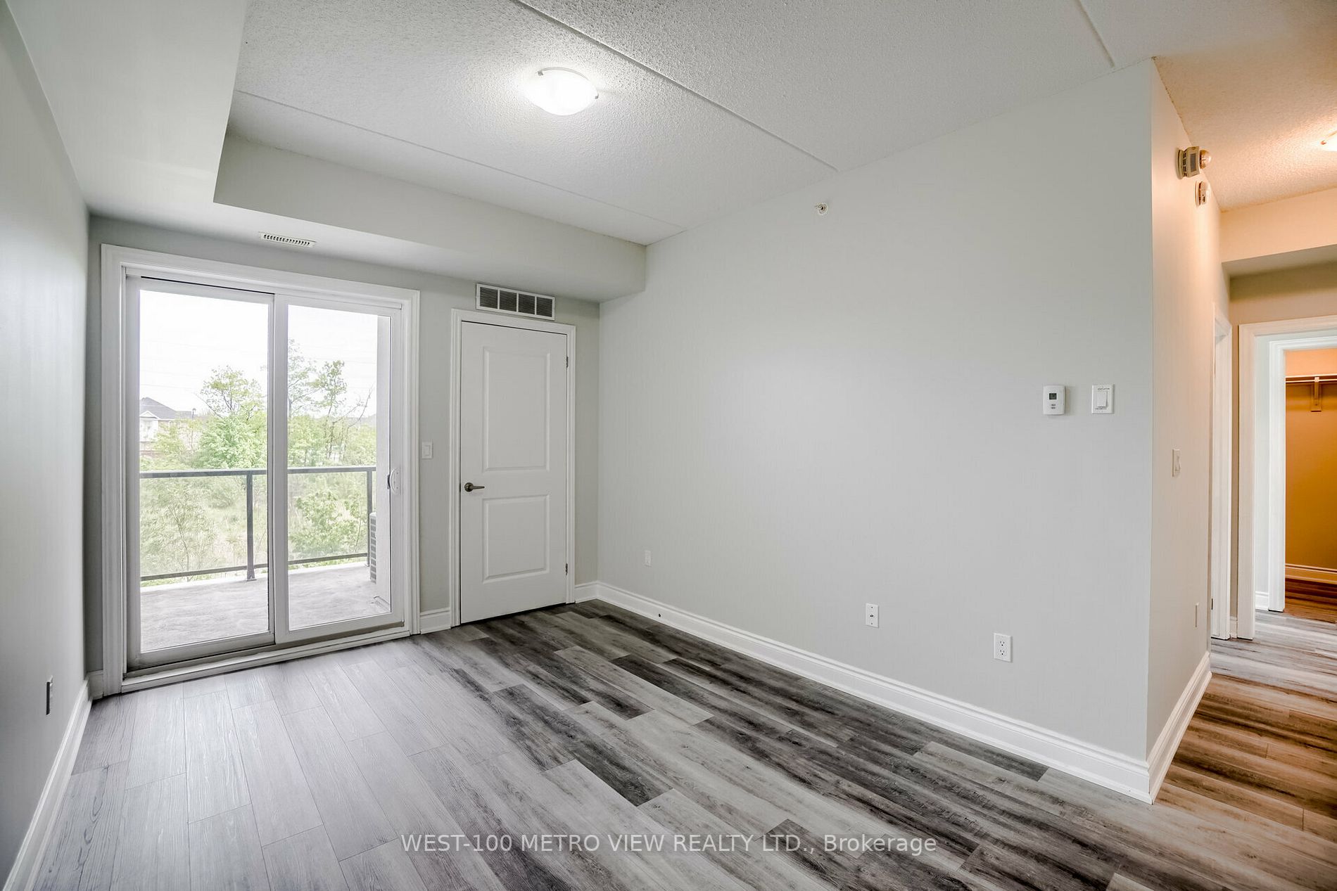 640 Sauve Street, #105