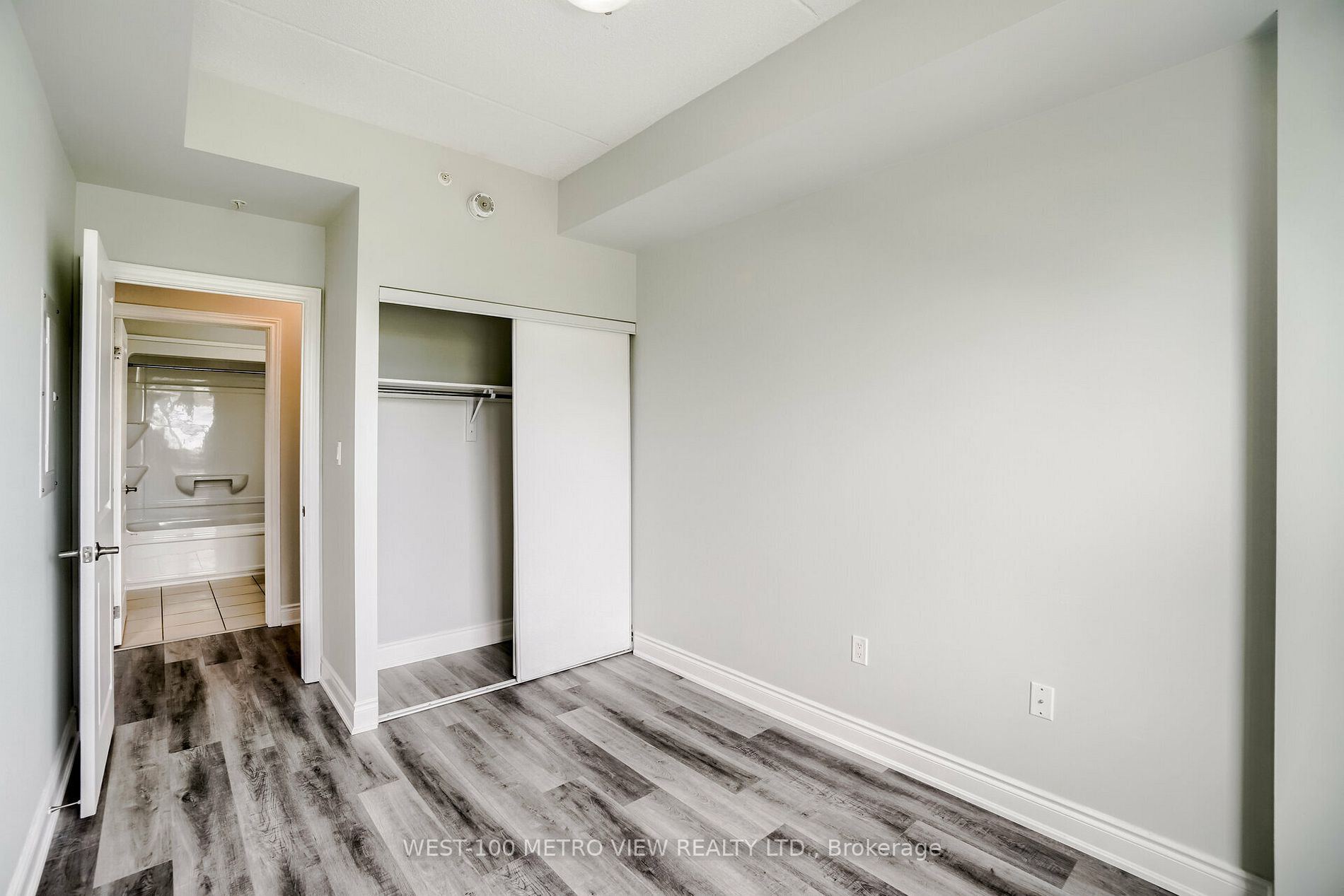 640 Sauve Street, #105