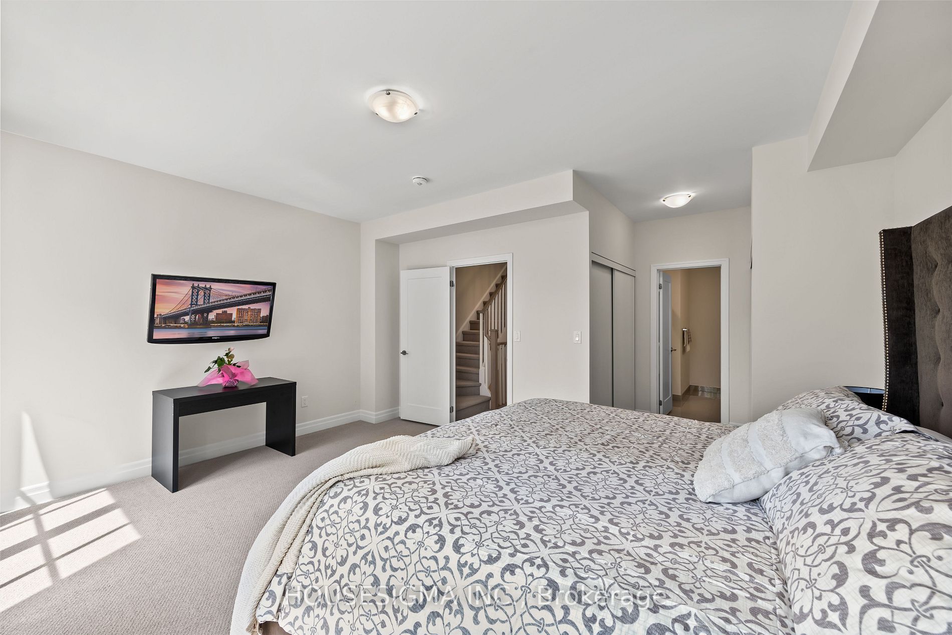 1190 Cawthra Road, #602