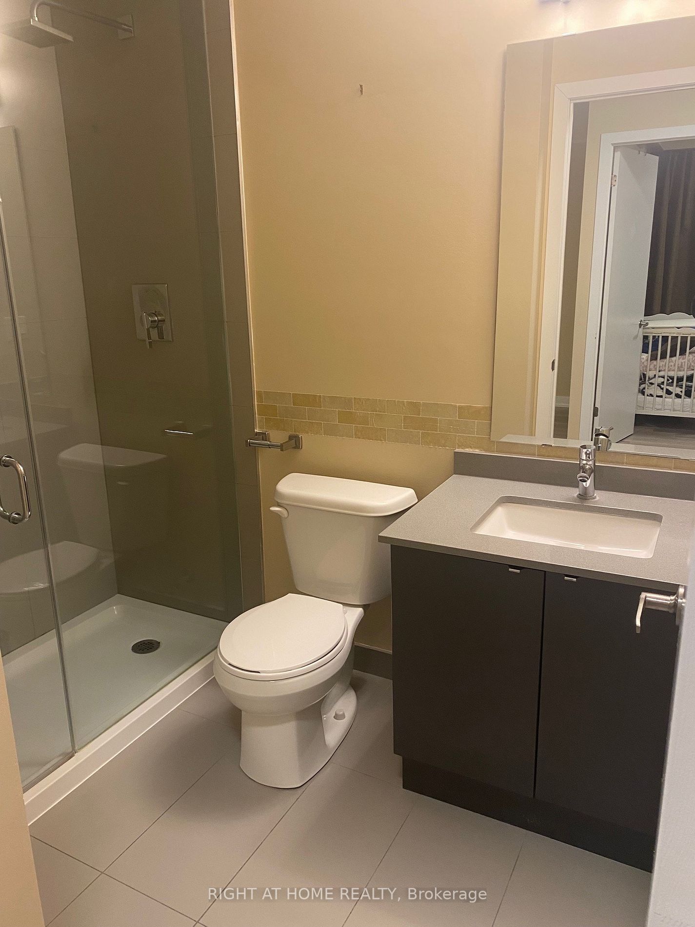 5240 Dundas St, #411